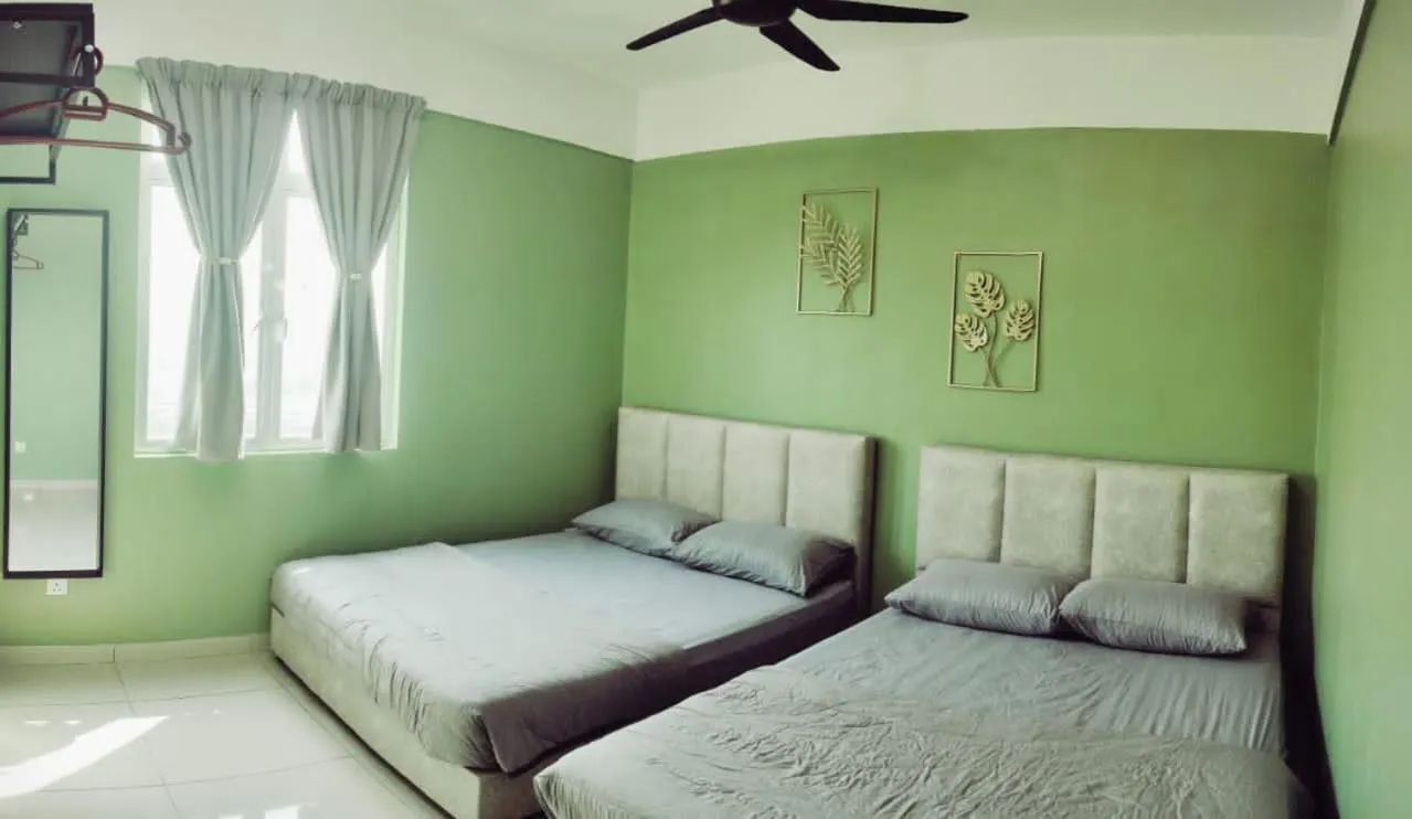 Bed in kakao homestay ipoh town 2parking 3room 10pax wifi