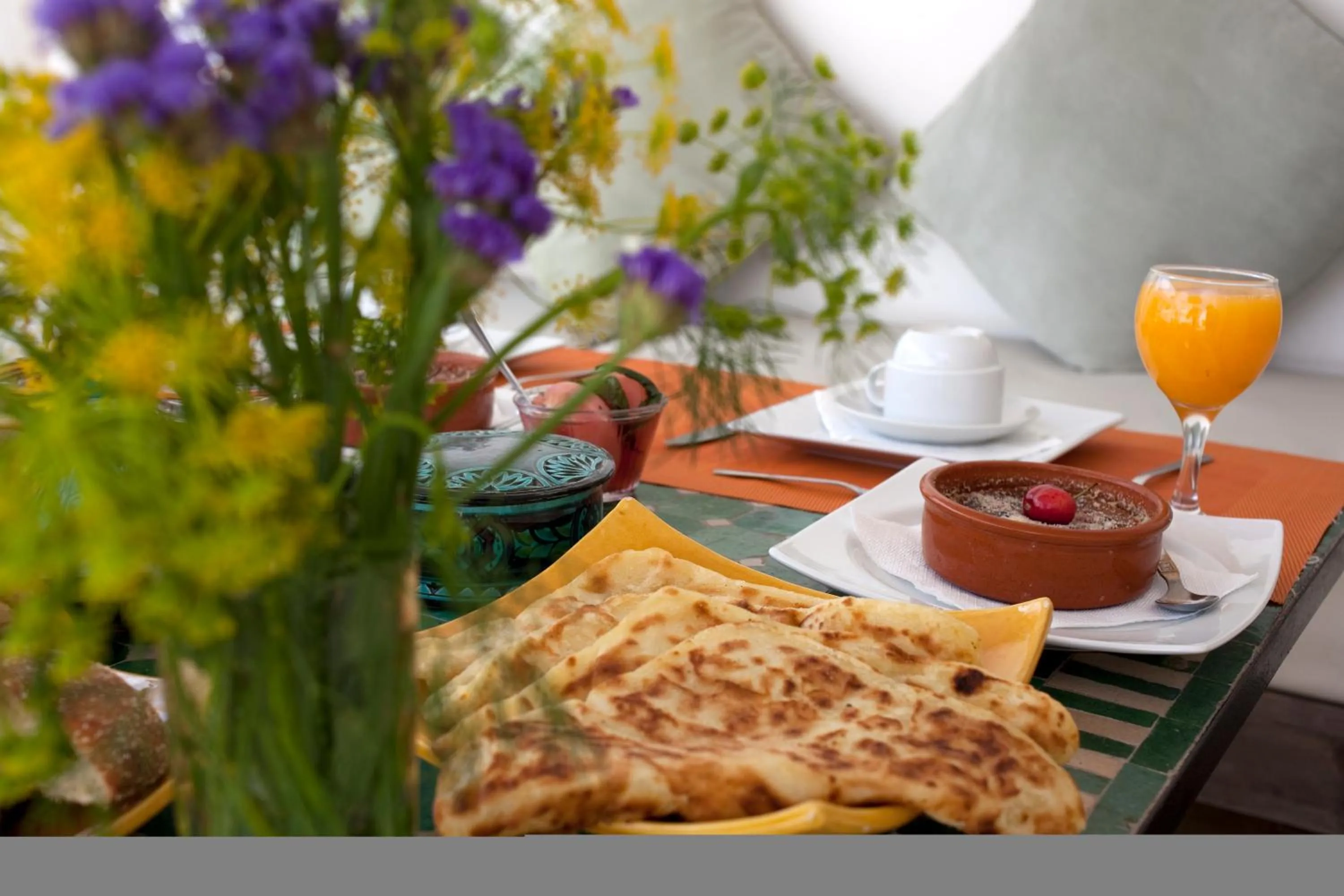Continental breakfast in RIAD DAR ASSALAMA Terrasse Vue Mer
