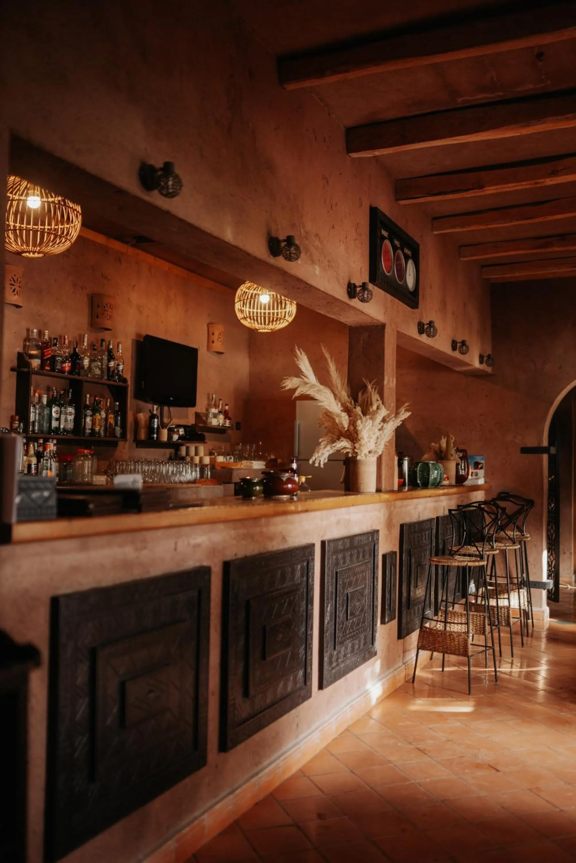 Restaurant/places to eat in Domaine de Tameslohte