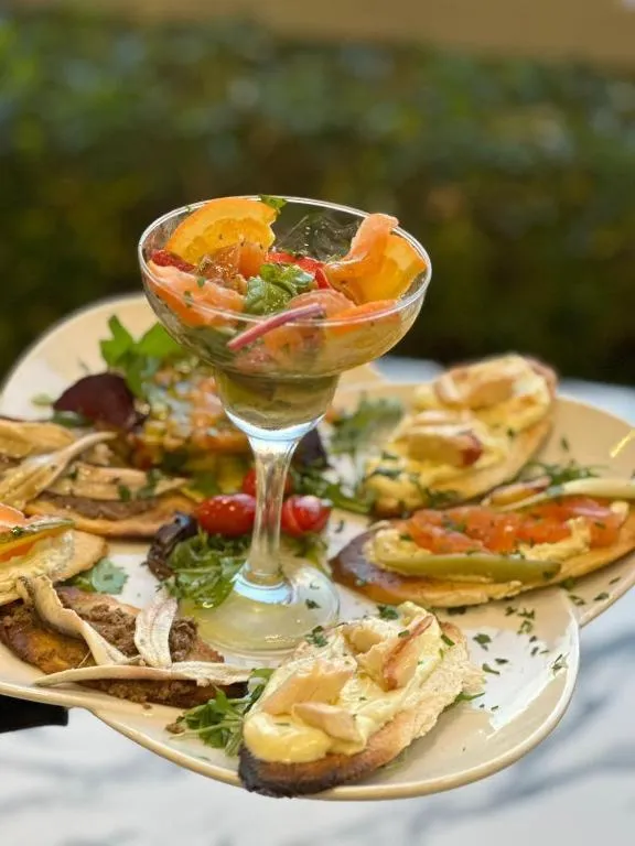 Food and drinks in OKEJ Hotel