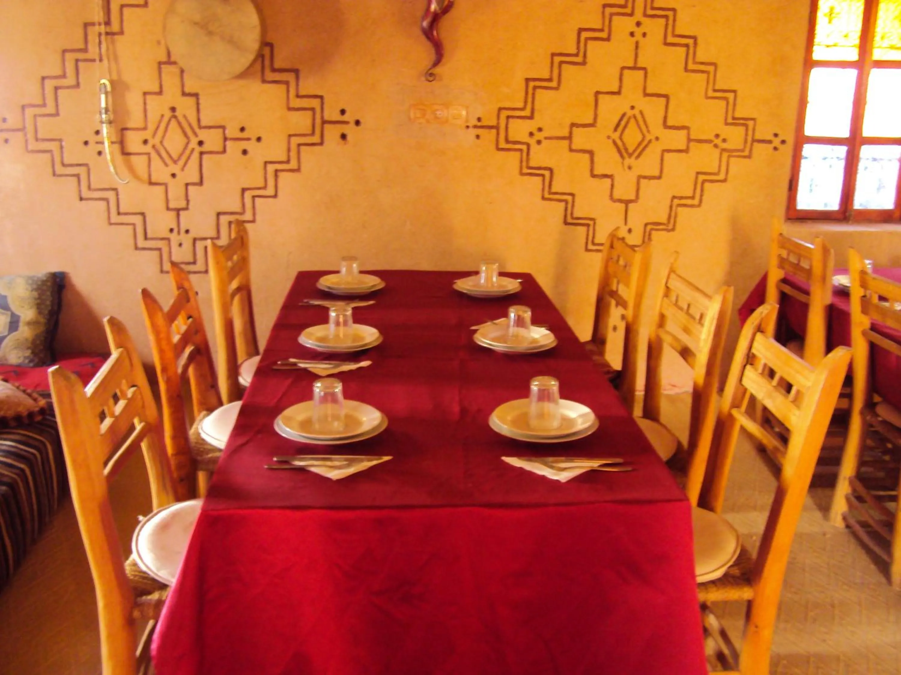 Staff in Dar Timitar