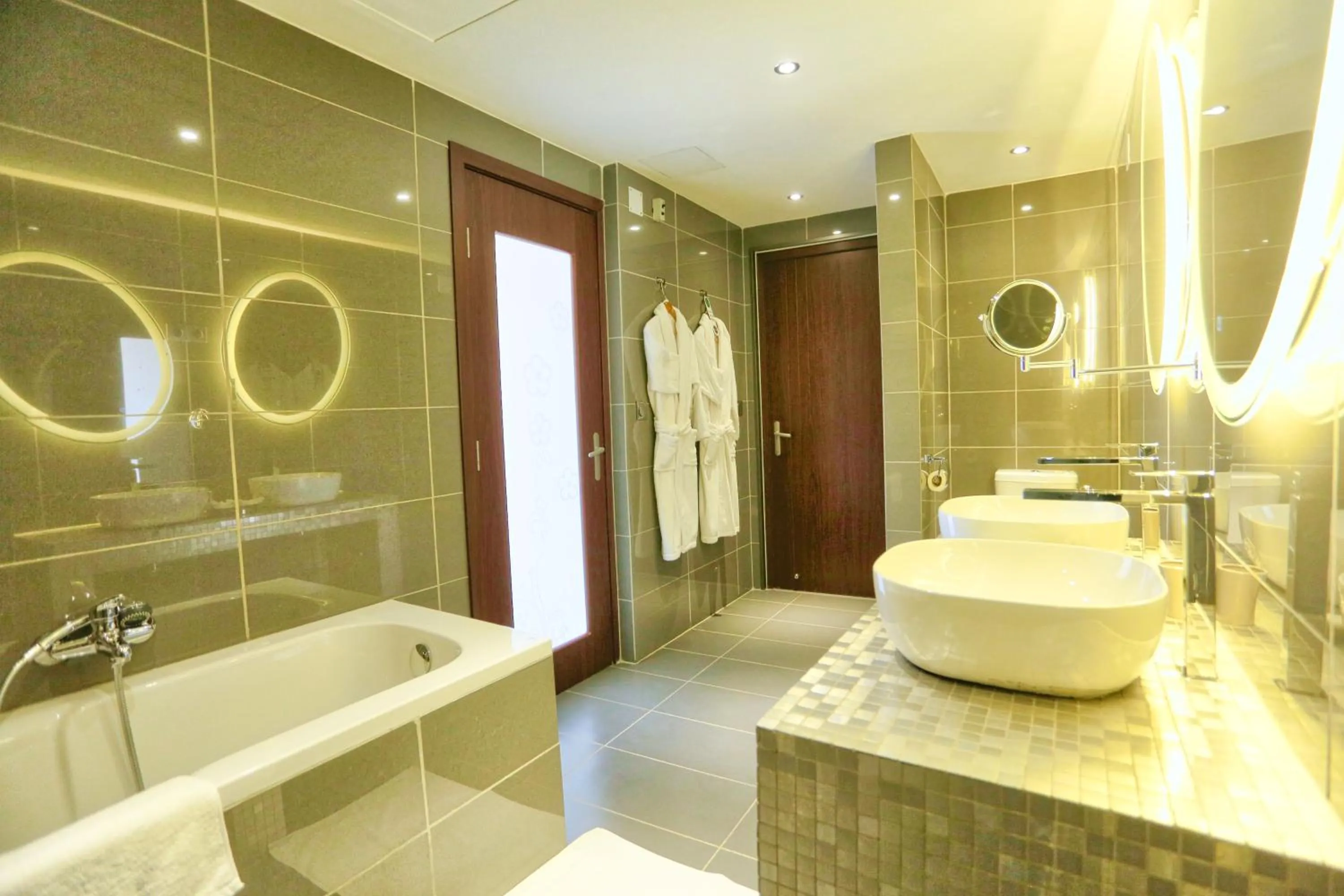 Shower in Le Fred