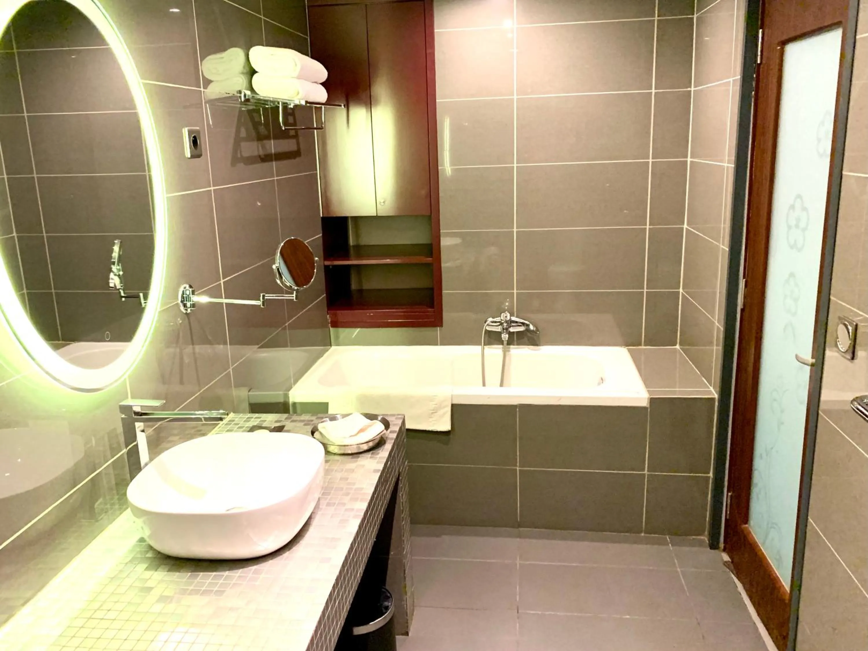 Shower in Le Fred
