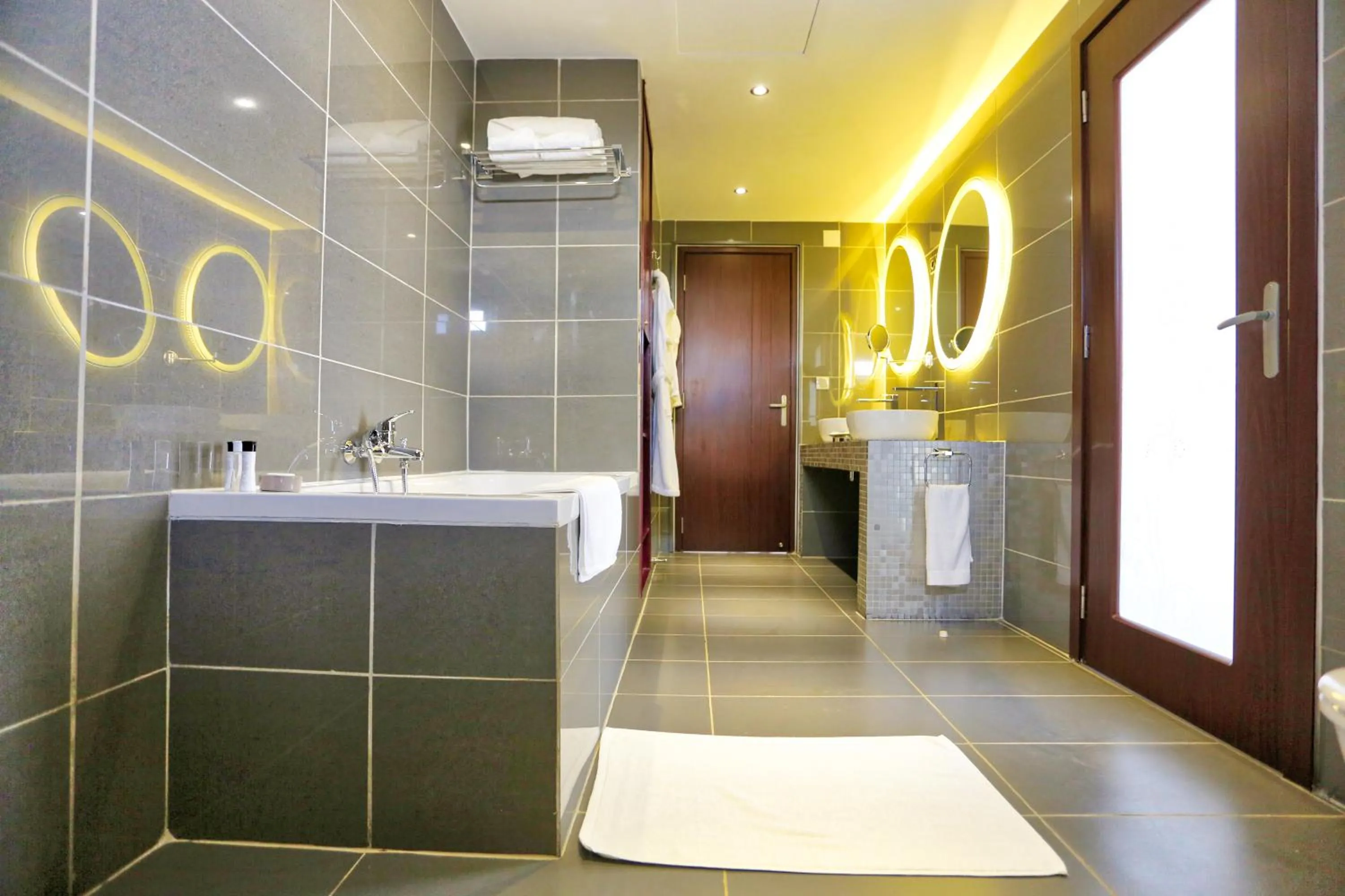 Shower in Le Fred