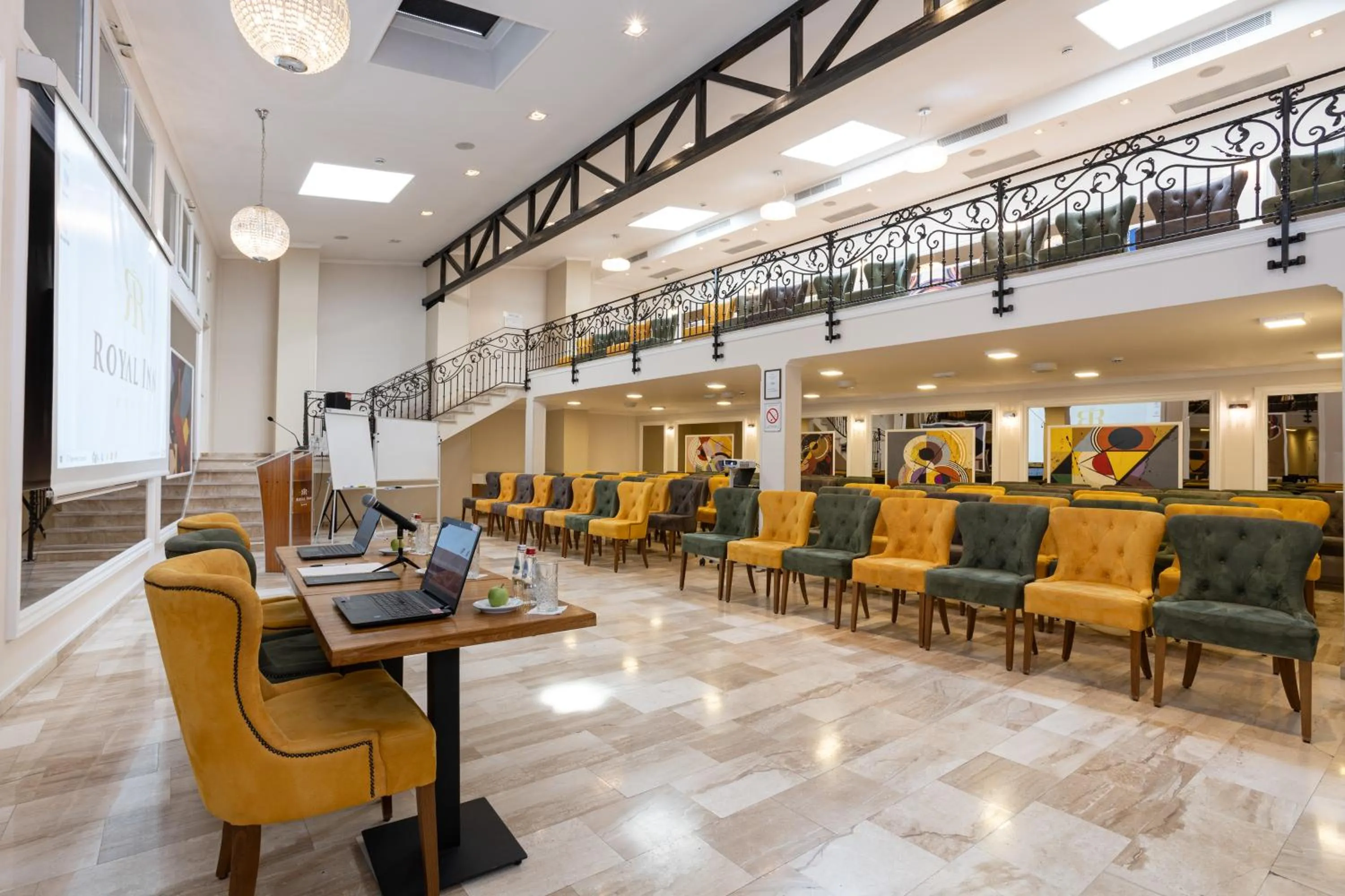 Meeting/conference room in Hotel Royal Inn