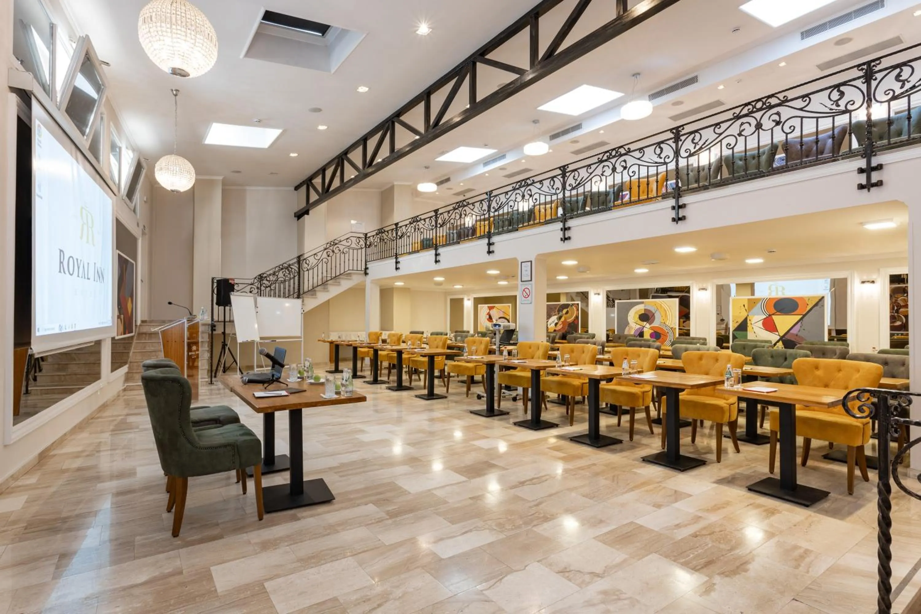 Meeting/conference room in Hotel Royal Inn