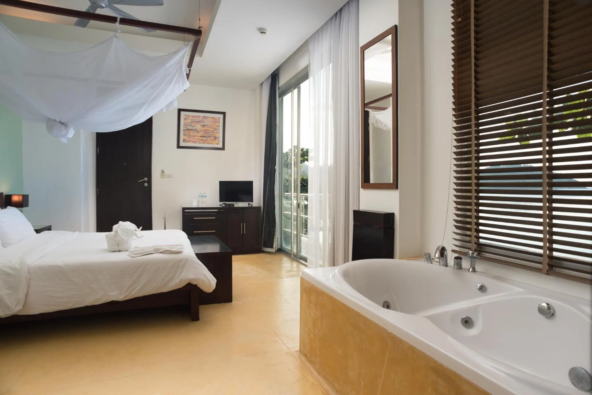 Bed in Mandalai Hotel