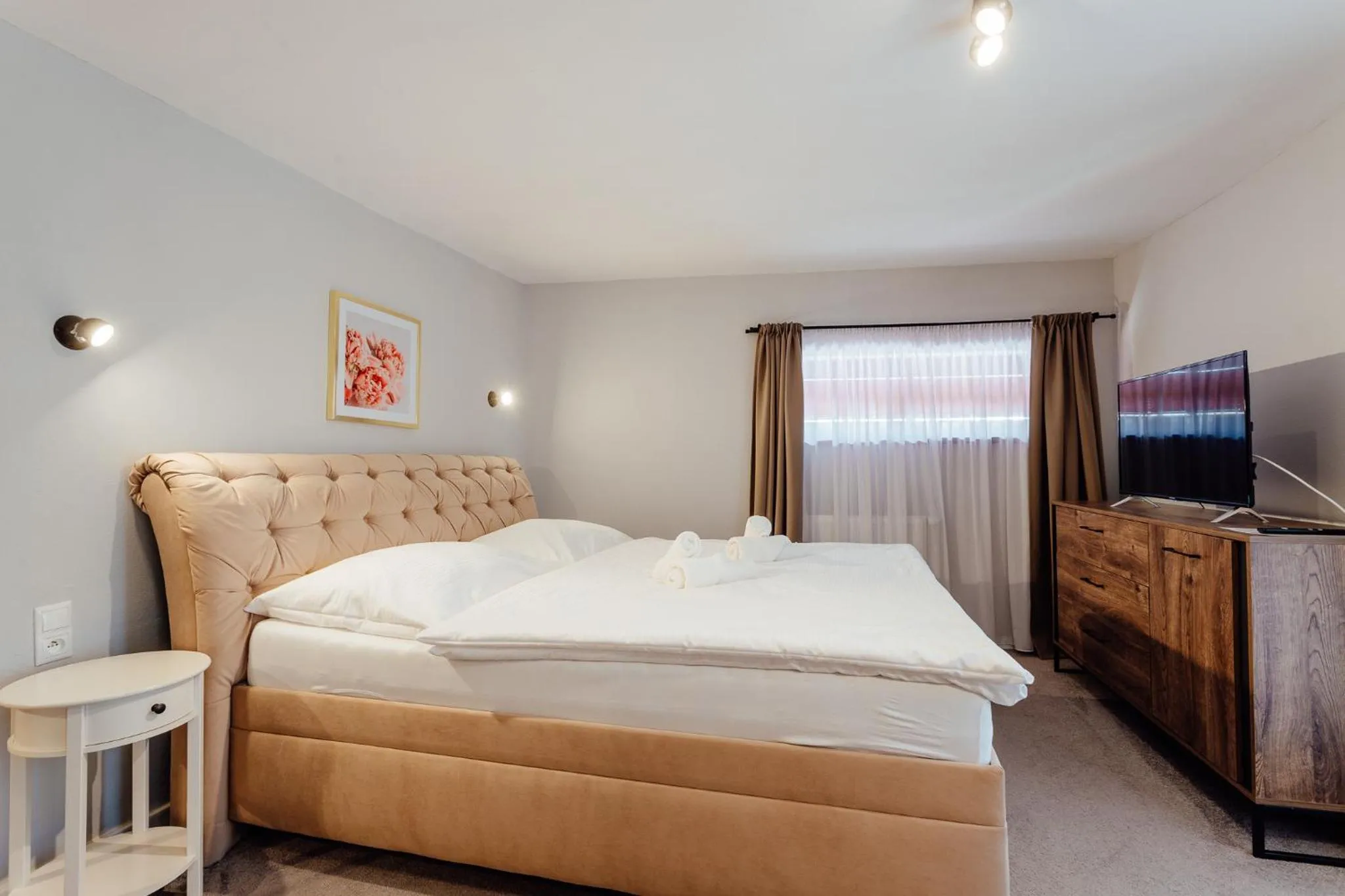 TV and multimedia, Bed in Botanický dvor