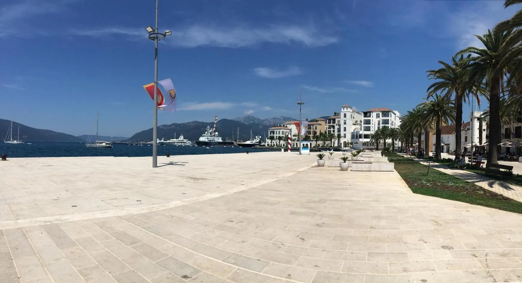 Neighbourhood in Hotel Astoria