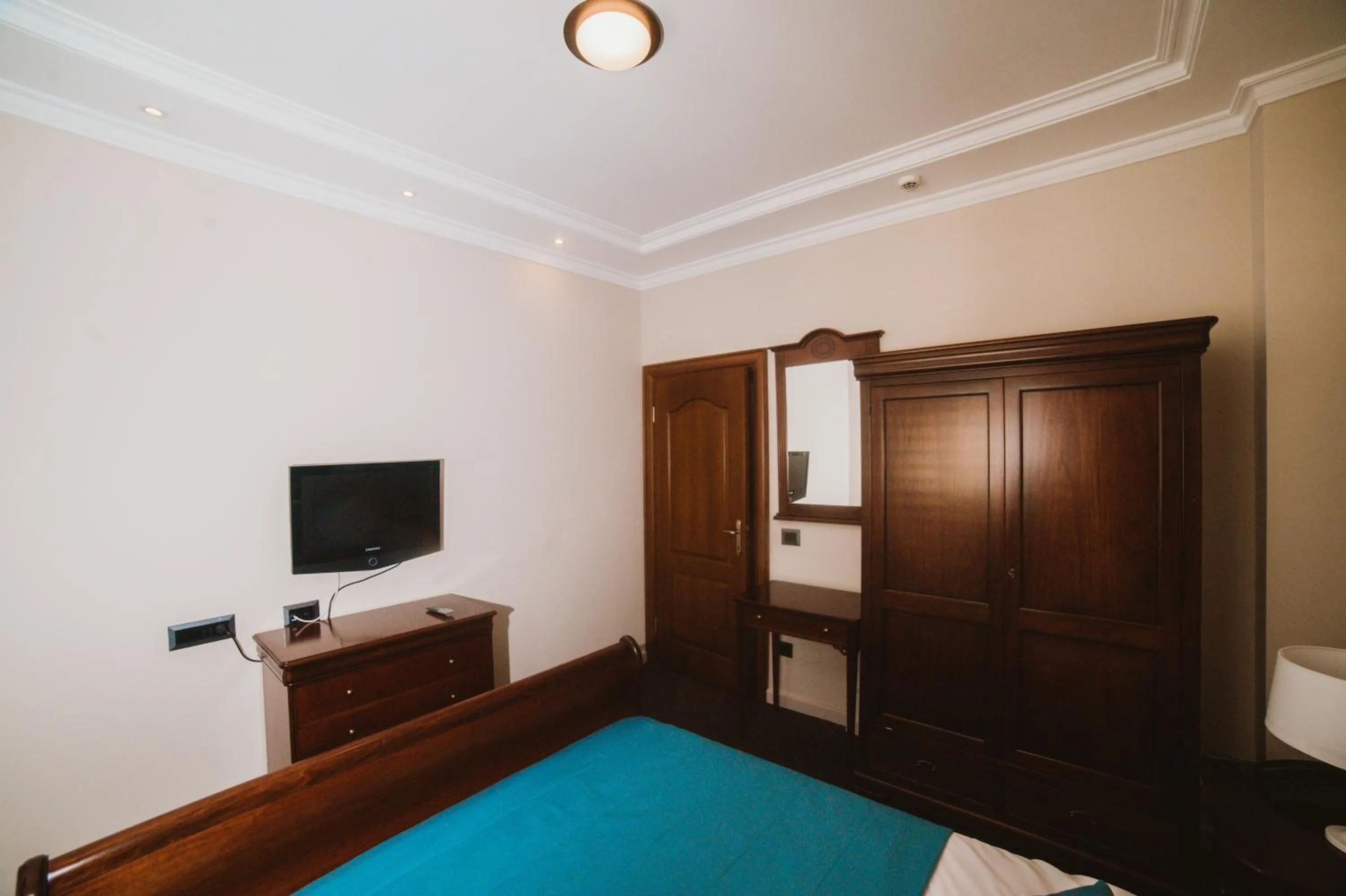 Bedroom, Bed in Hotel Astoria