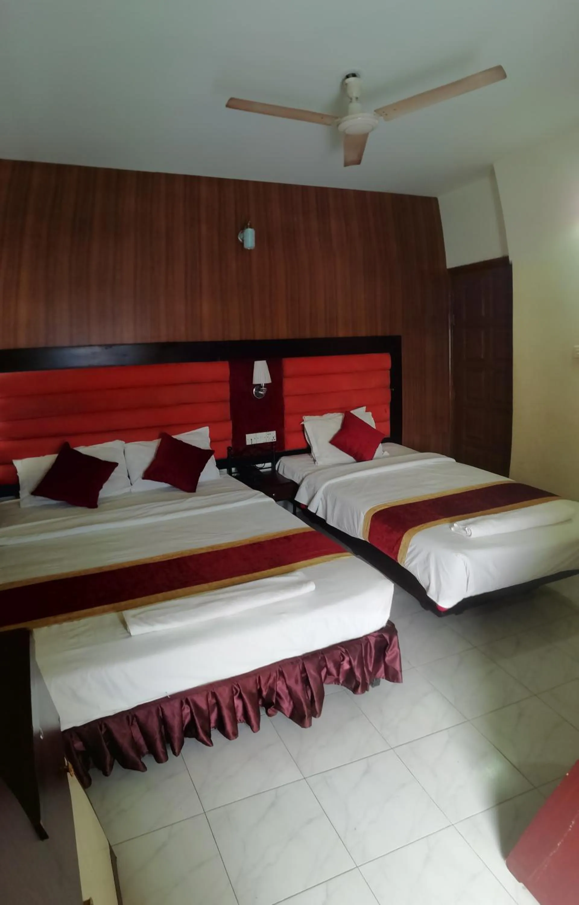 Bed in Hotel Skylink