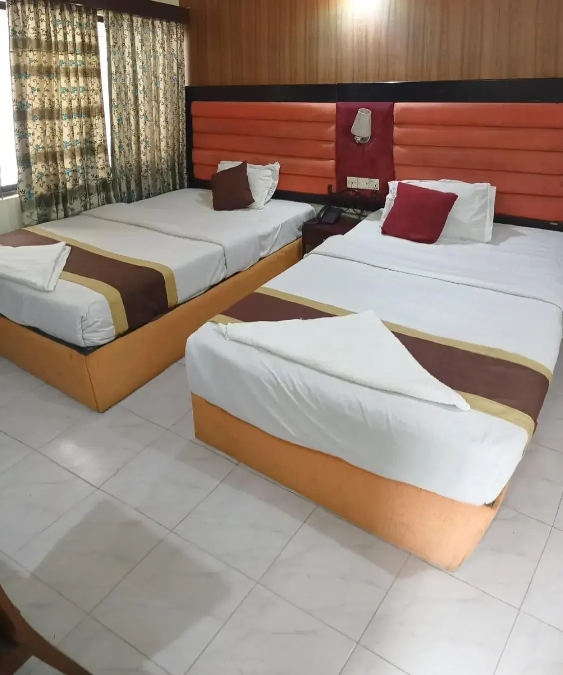 Standard Twin Room in Hotel Skylink Standard Twin Room in Hotel Skylink