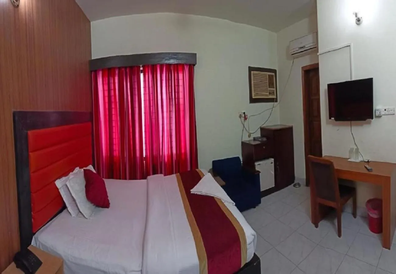 Bed in Hotel Skylink