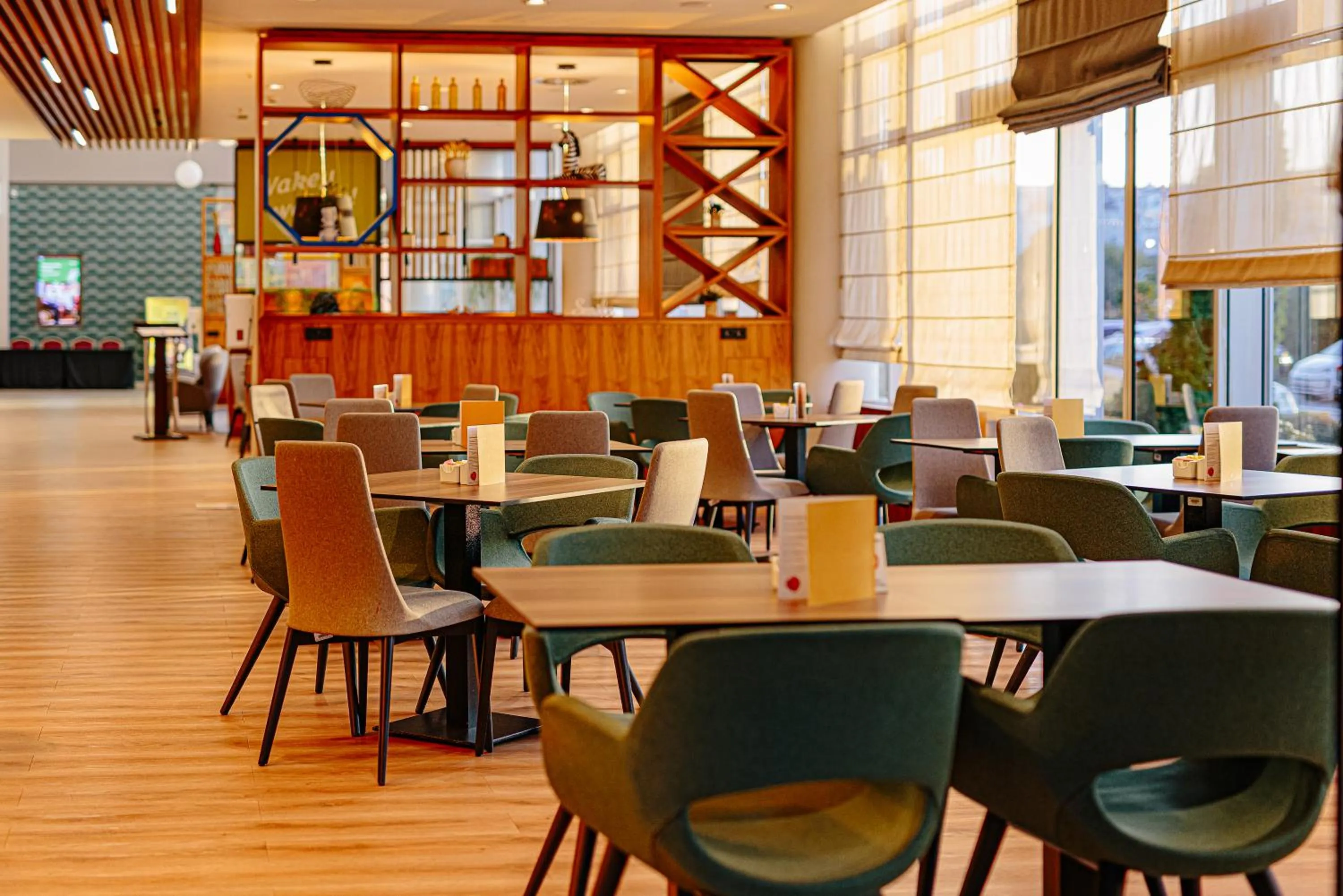 Restaurant/places to eat in Holiday Inn Belgrade, an IHG Hotel