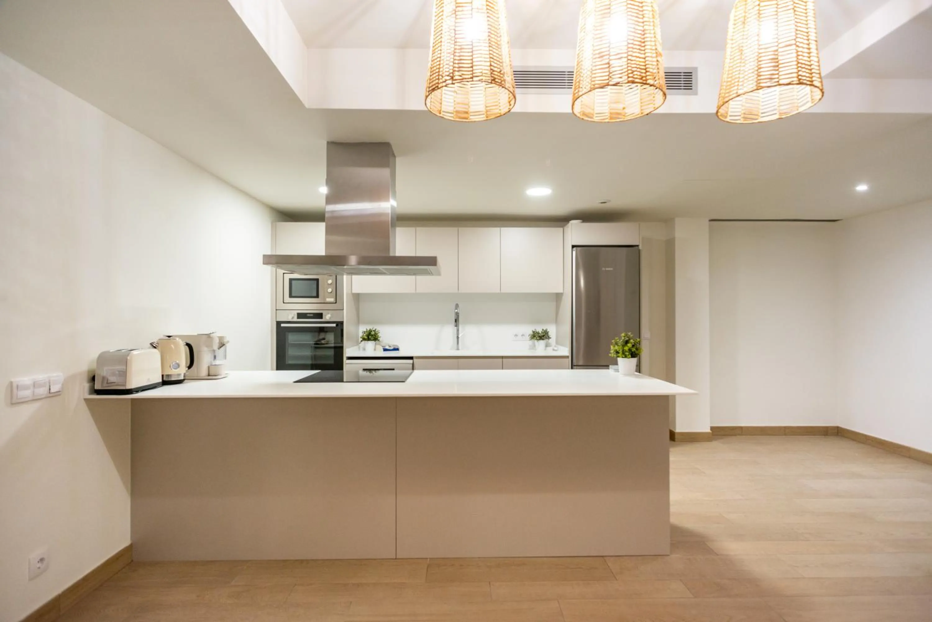 Kitchen or kitchenette in Gran piso en Puerto deportivo Marina Palamós IDEAL FAMILIAS