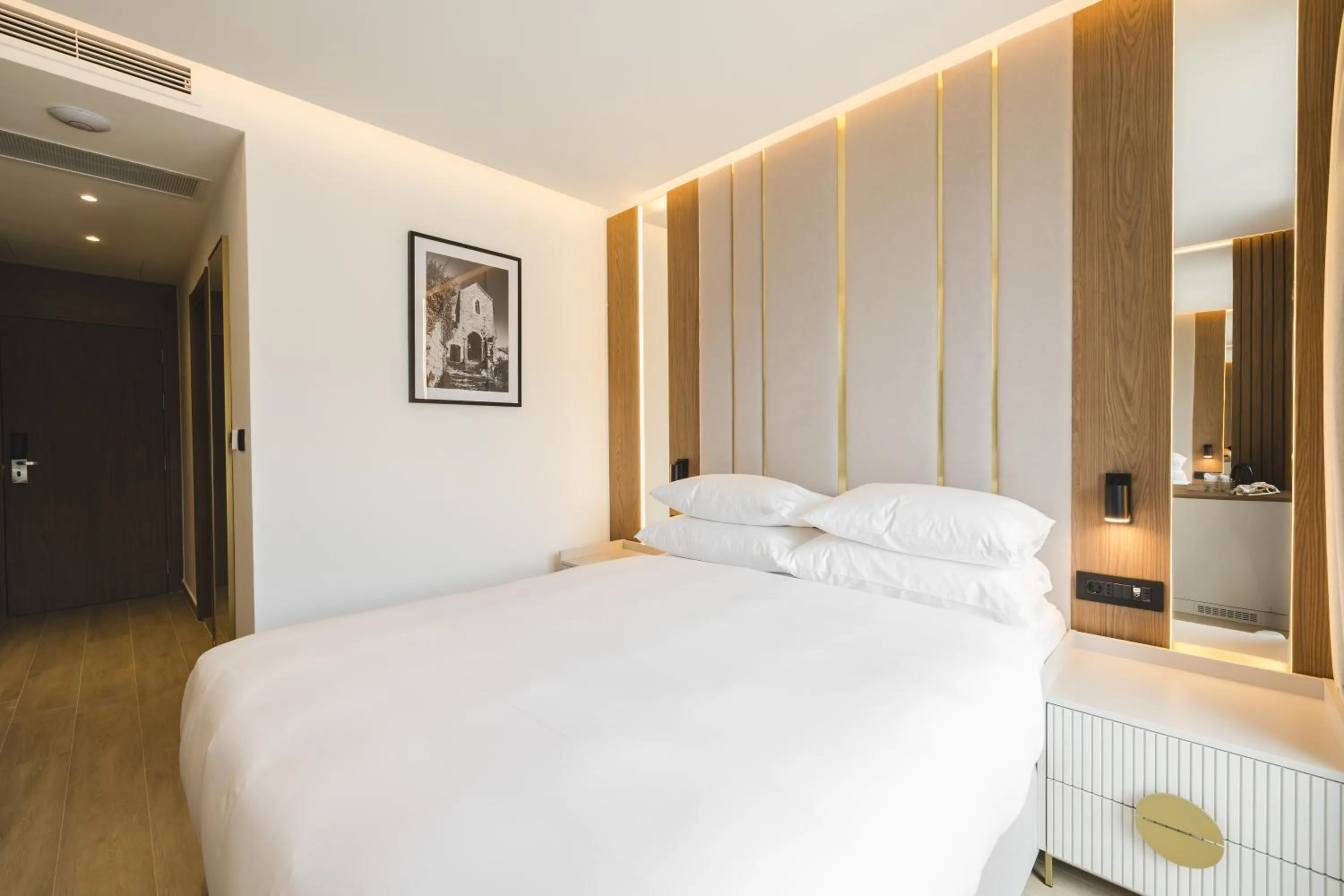 Bed in Radisson Resort Ruza Vjetrova