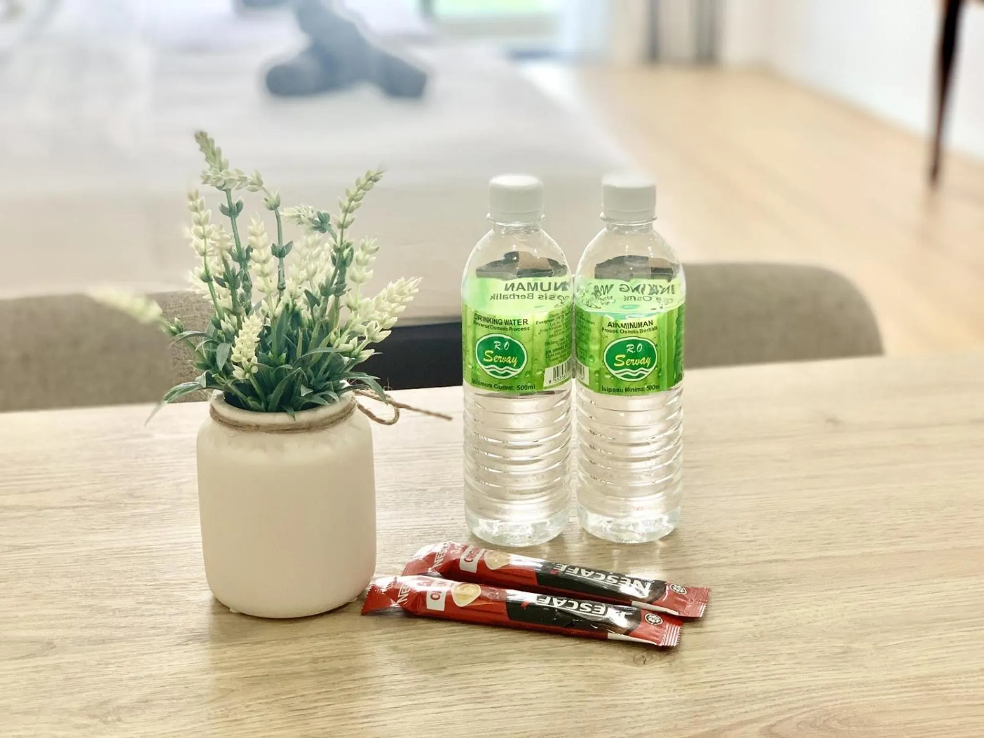 Drinks in Deco Home @ Aru Suites