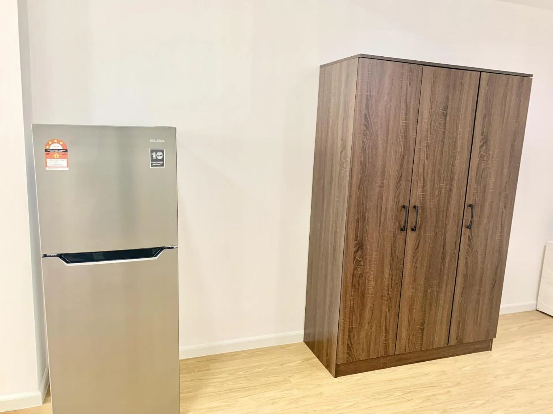 Kitchen or kitchenette in Deco Home @ Aru Suites