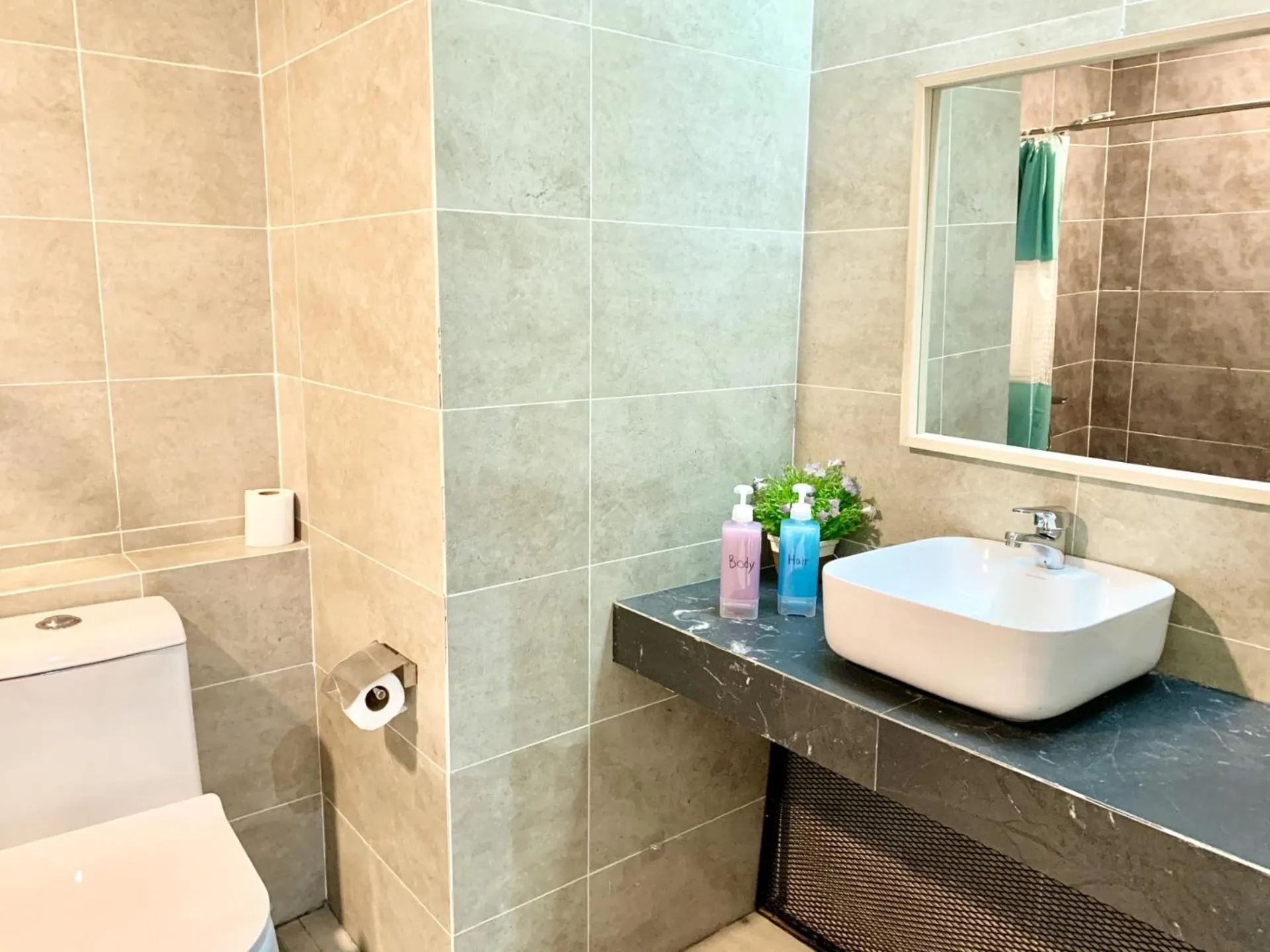 Bathroom in Deco Home @ Aru Suites