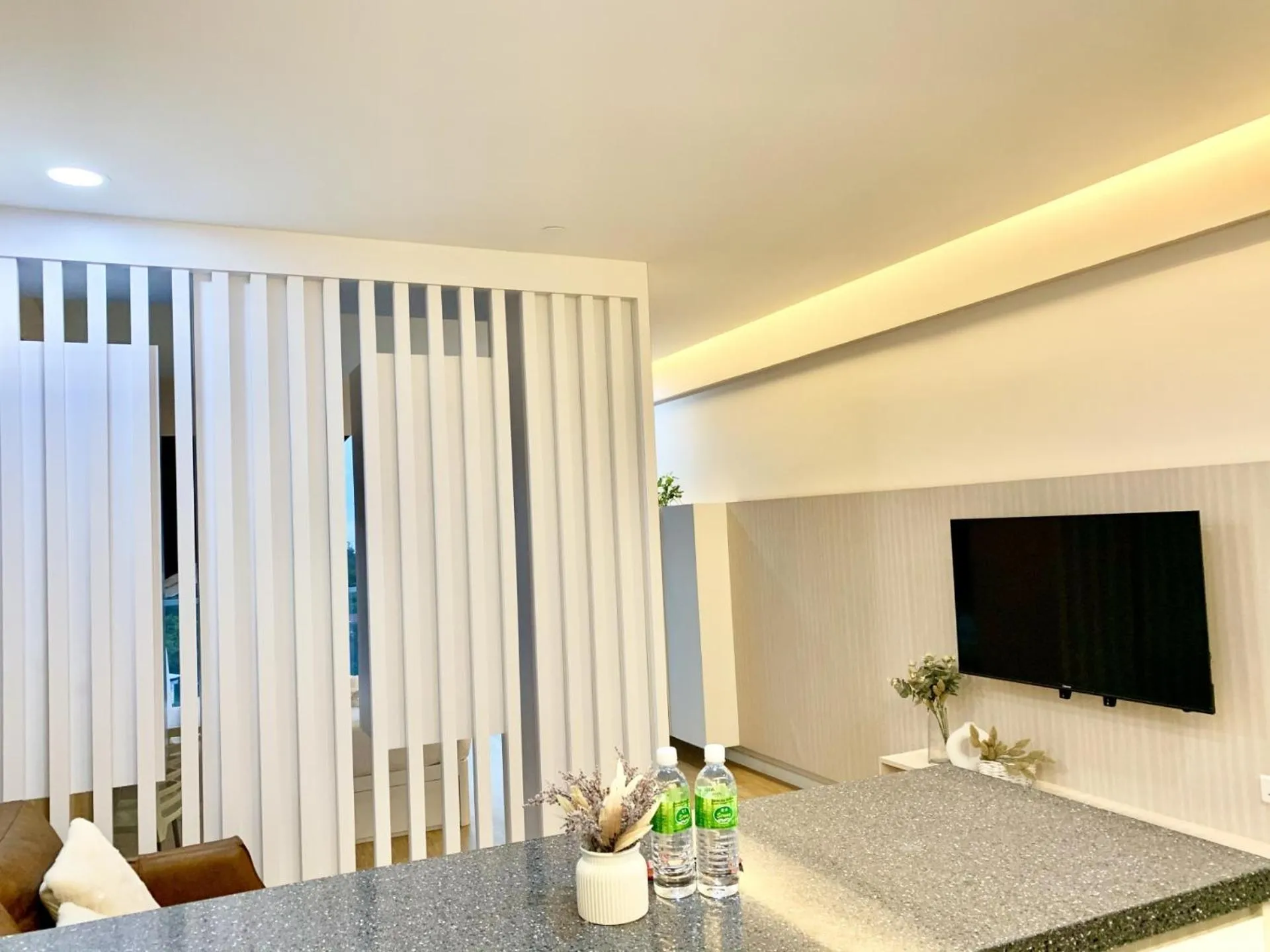 Living room in Deco Home @ Aru Suites