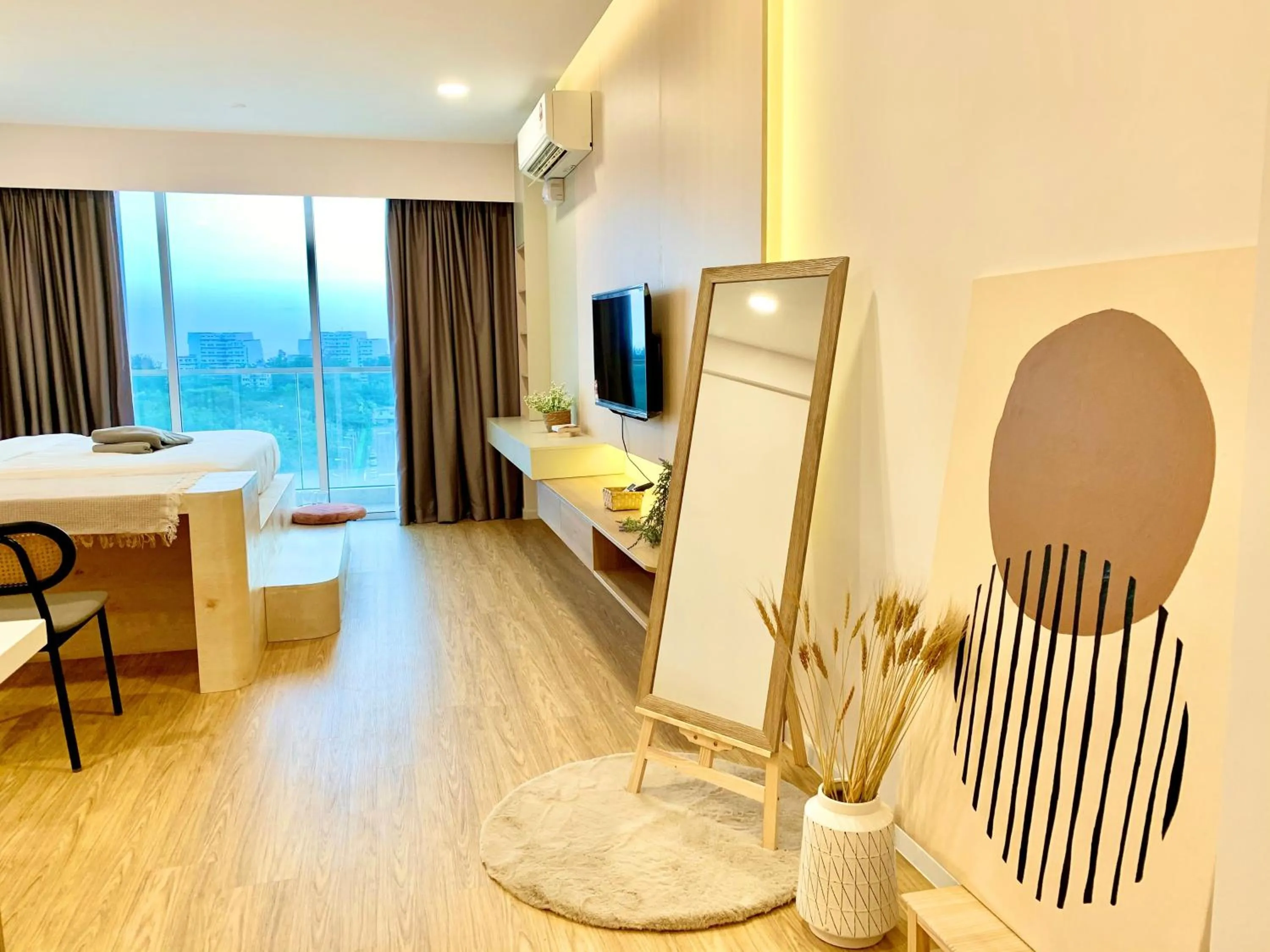 Deco Home @ Aru Suites