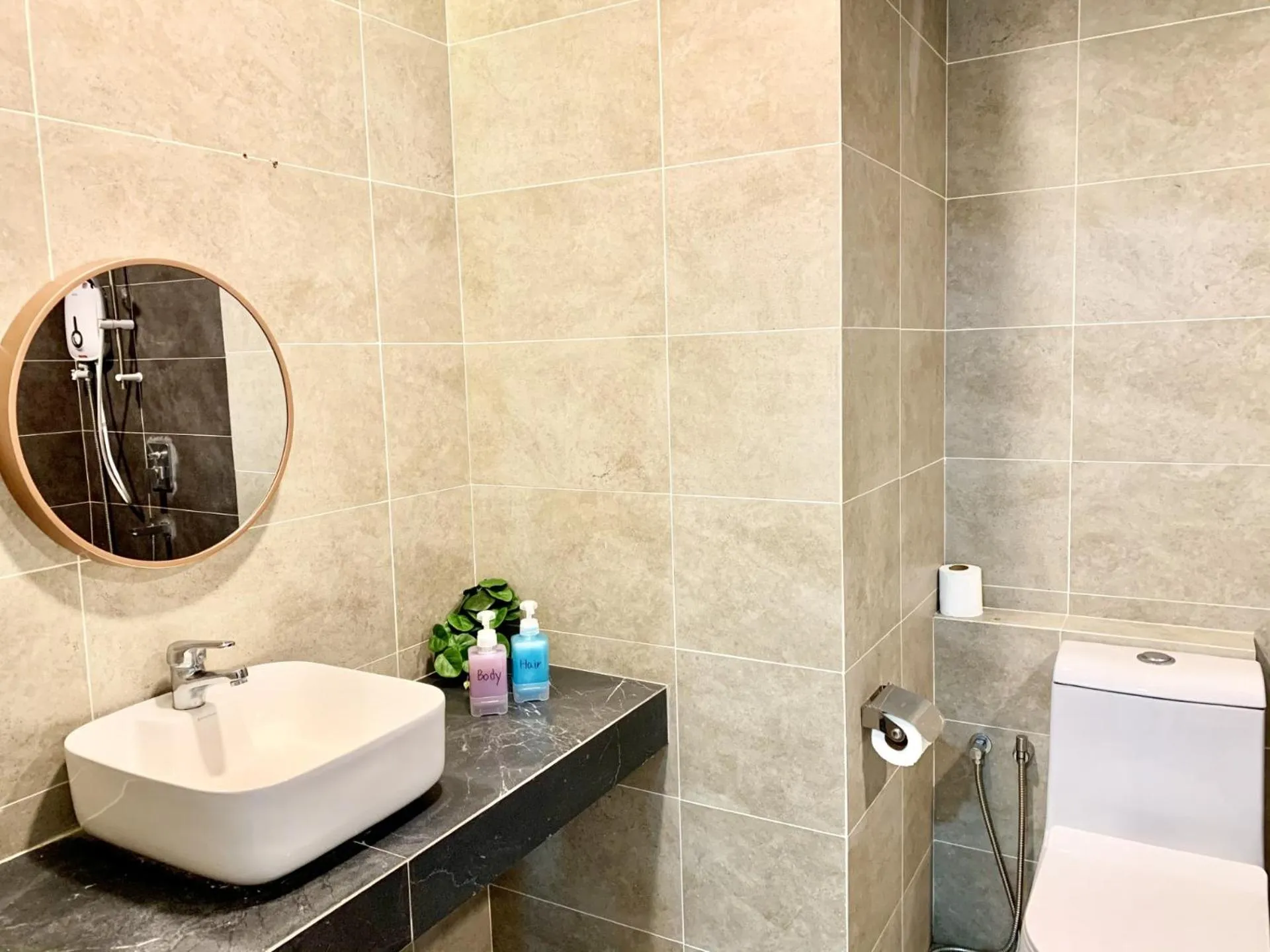 Bathroom in Deco Home @ Aru Suites