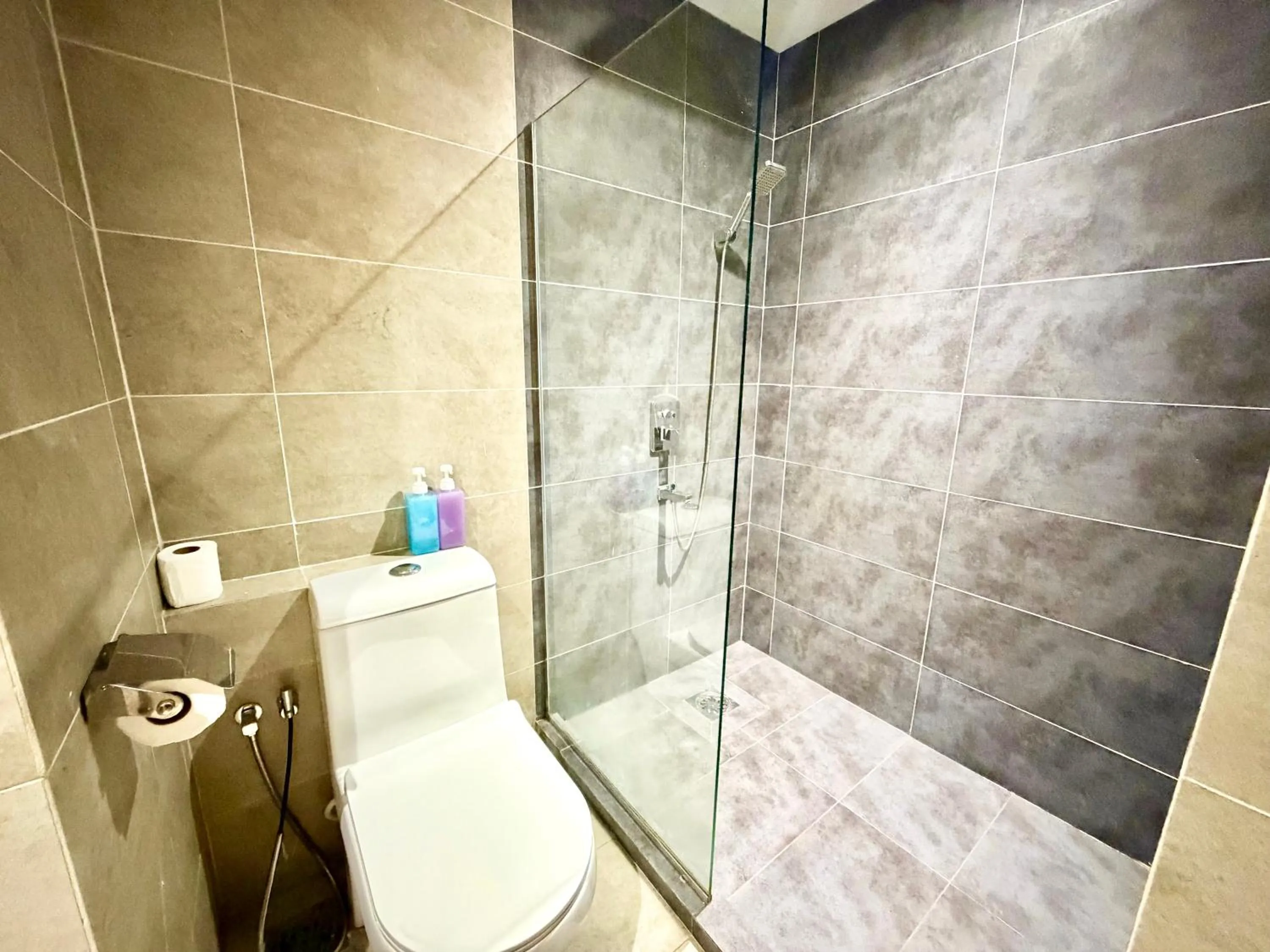 Bathroom in Deco Home @ Aru Suites
