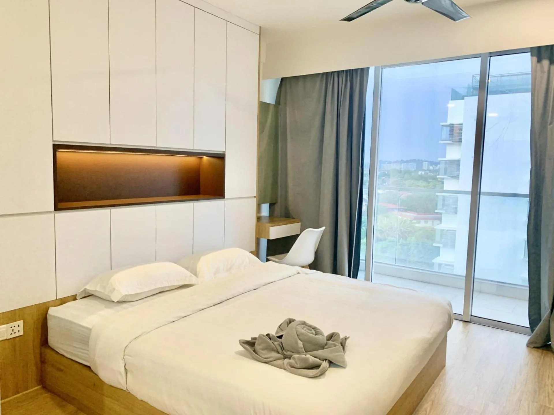 Bed in Deco Home @ Aru Suites