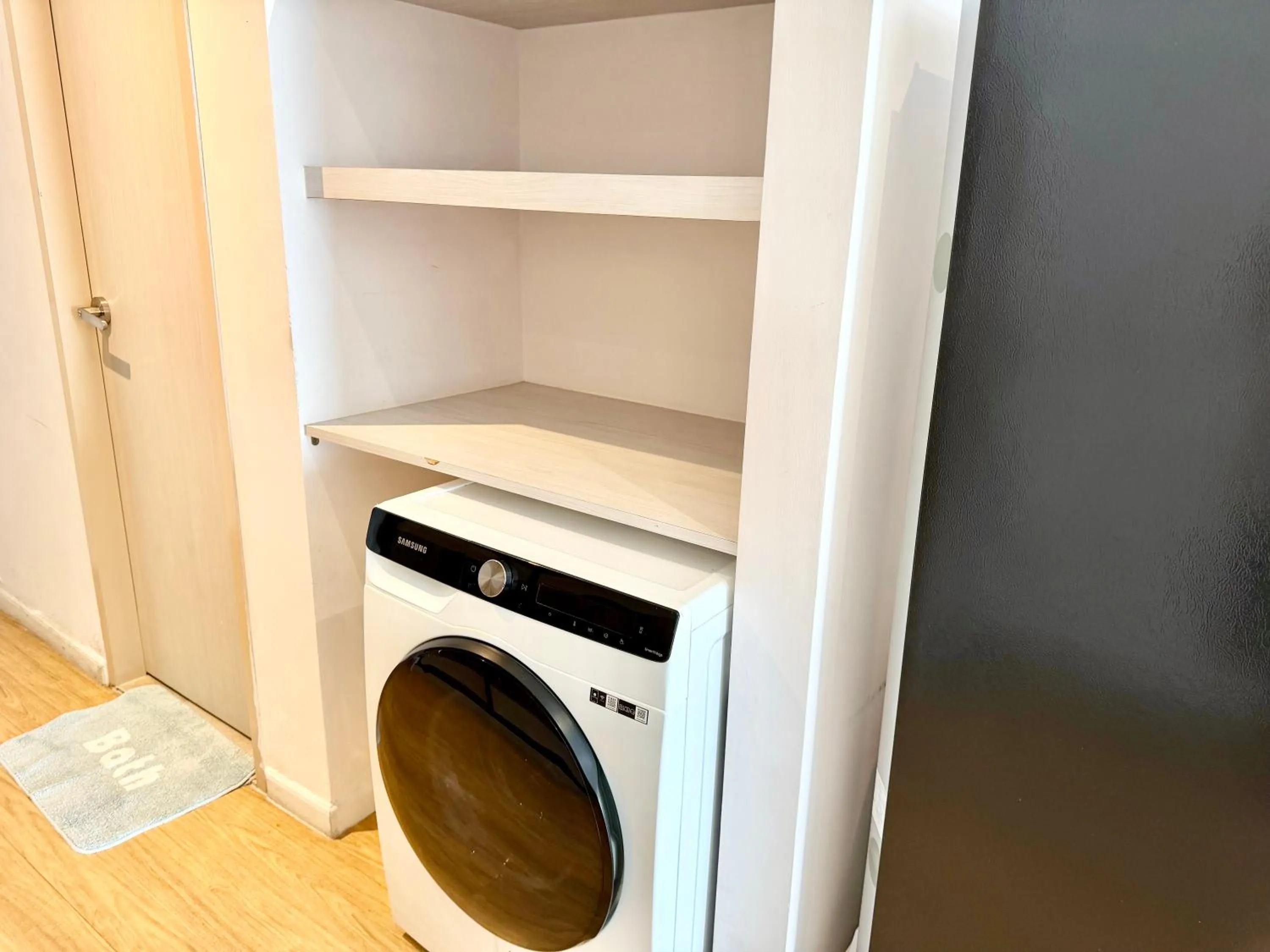 washing machine in Deco Home @ Aru Suites