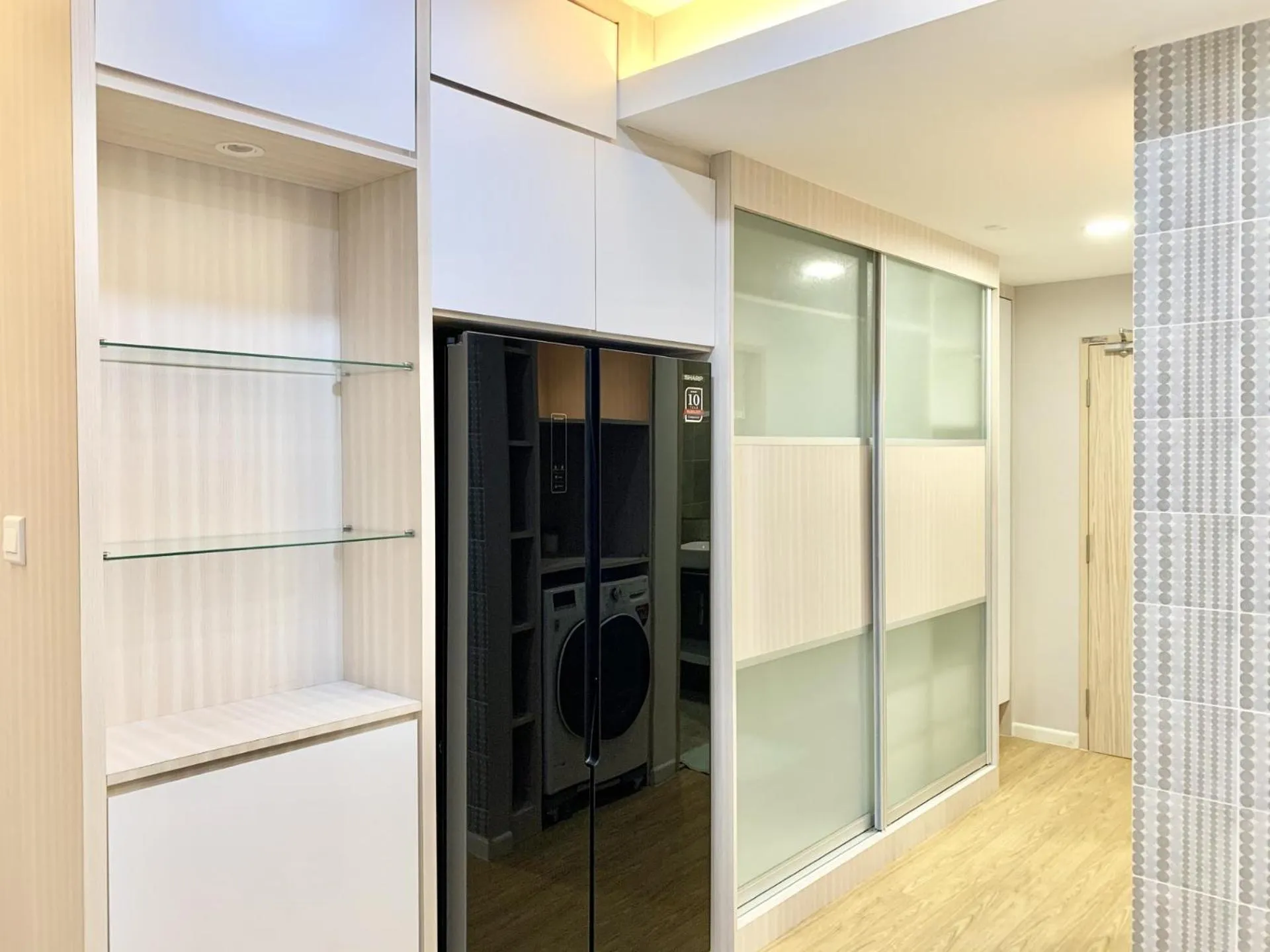 wardrobe in Deco Home @ Aru Suites