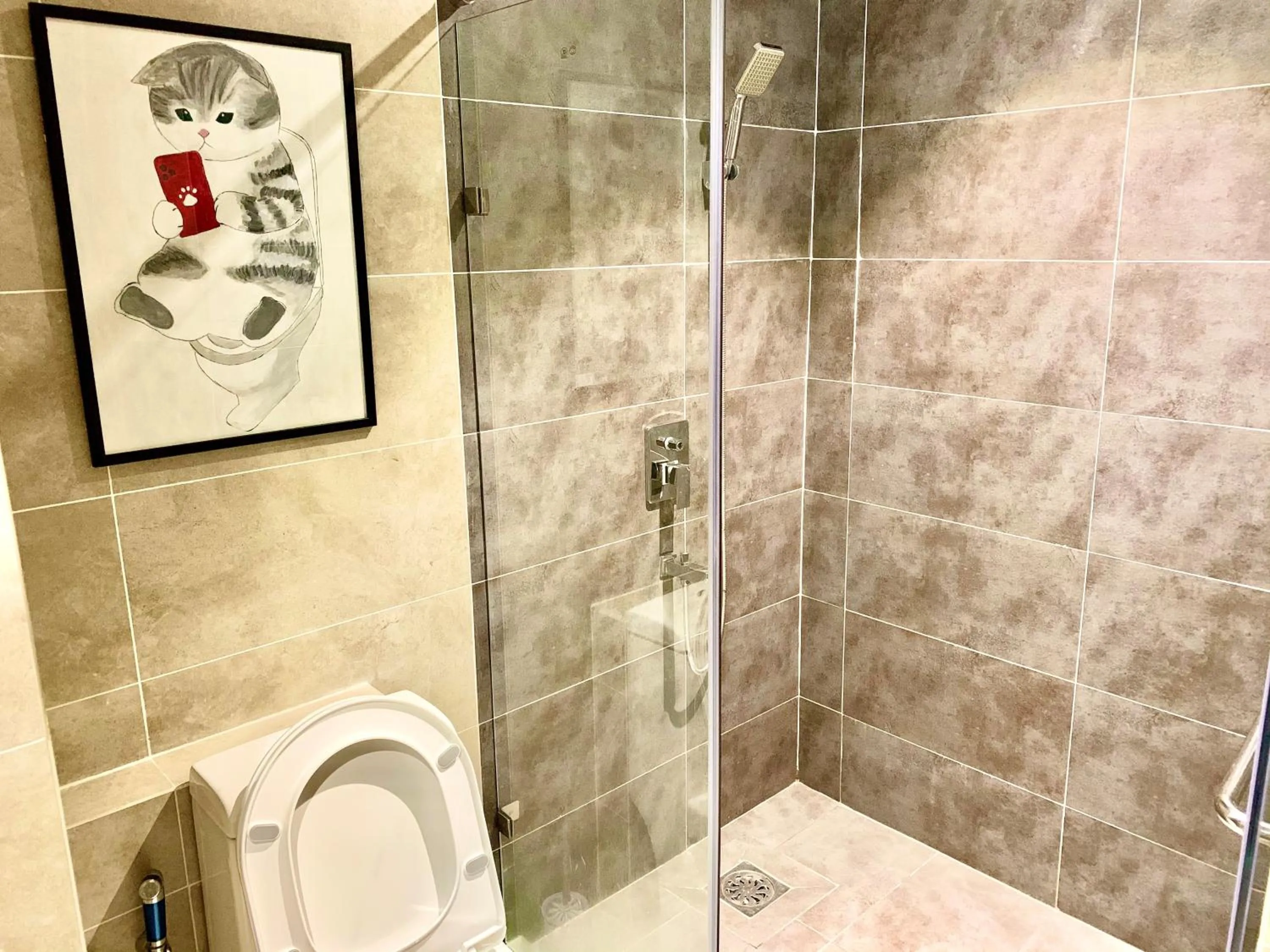 Bathroom in Deco Home @ Aru Suites