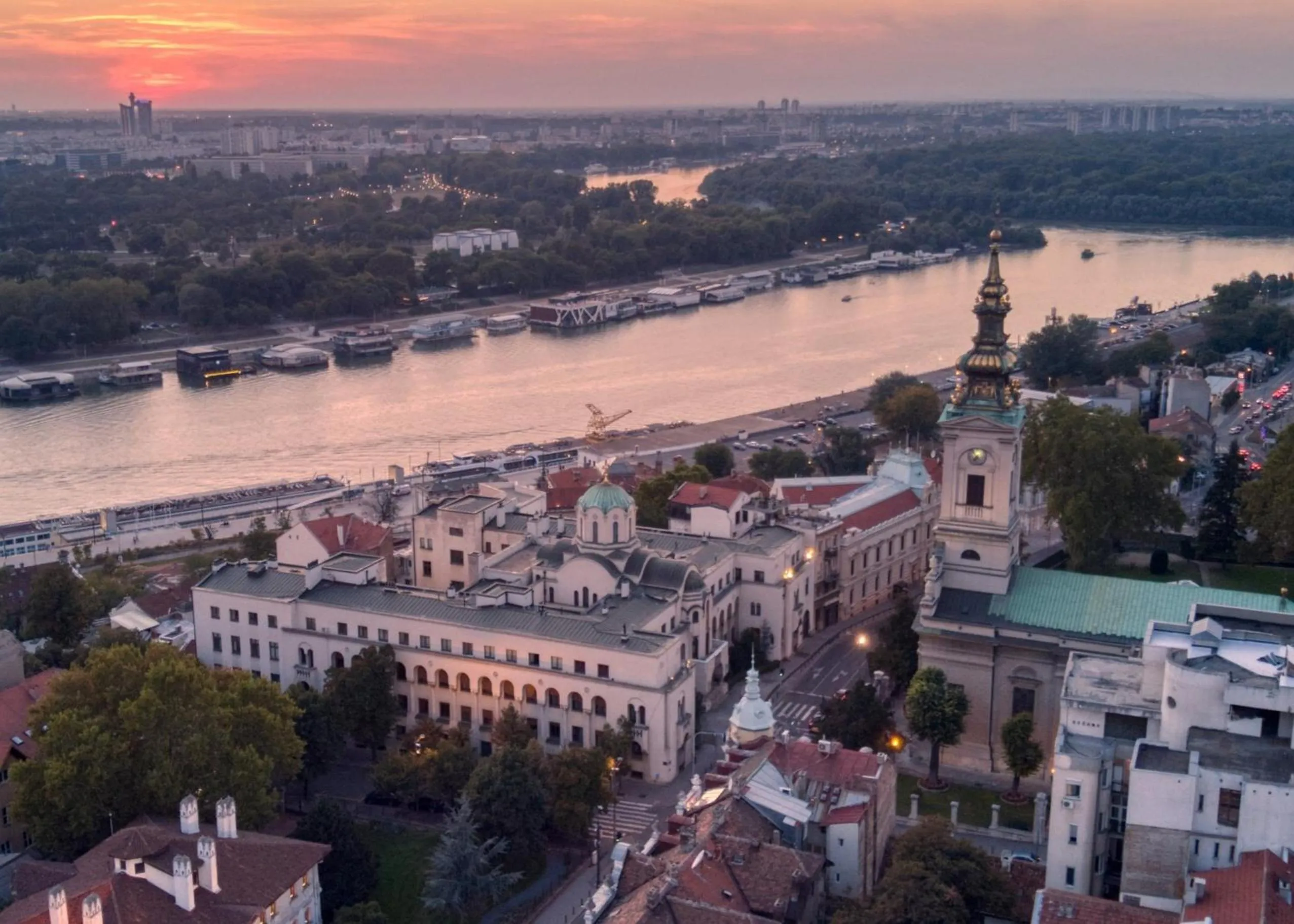 Neighbourhood in Boutique Hotel Townhouse 27