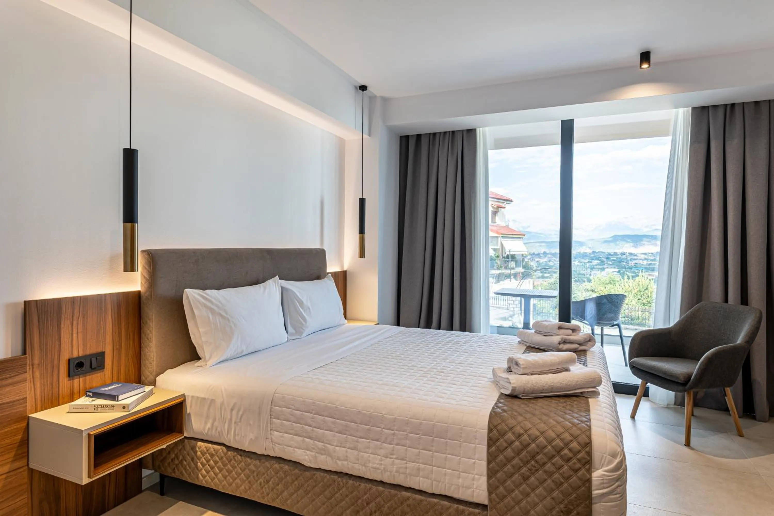 Photo of the whole room, Bed in CITY HILL Luxury Apartments