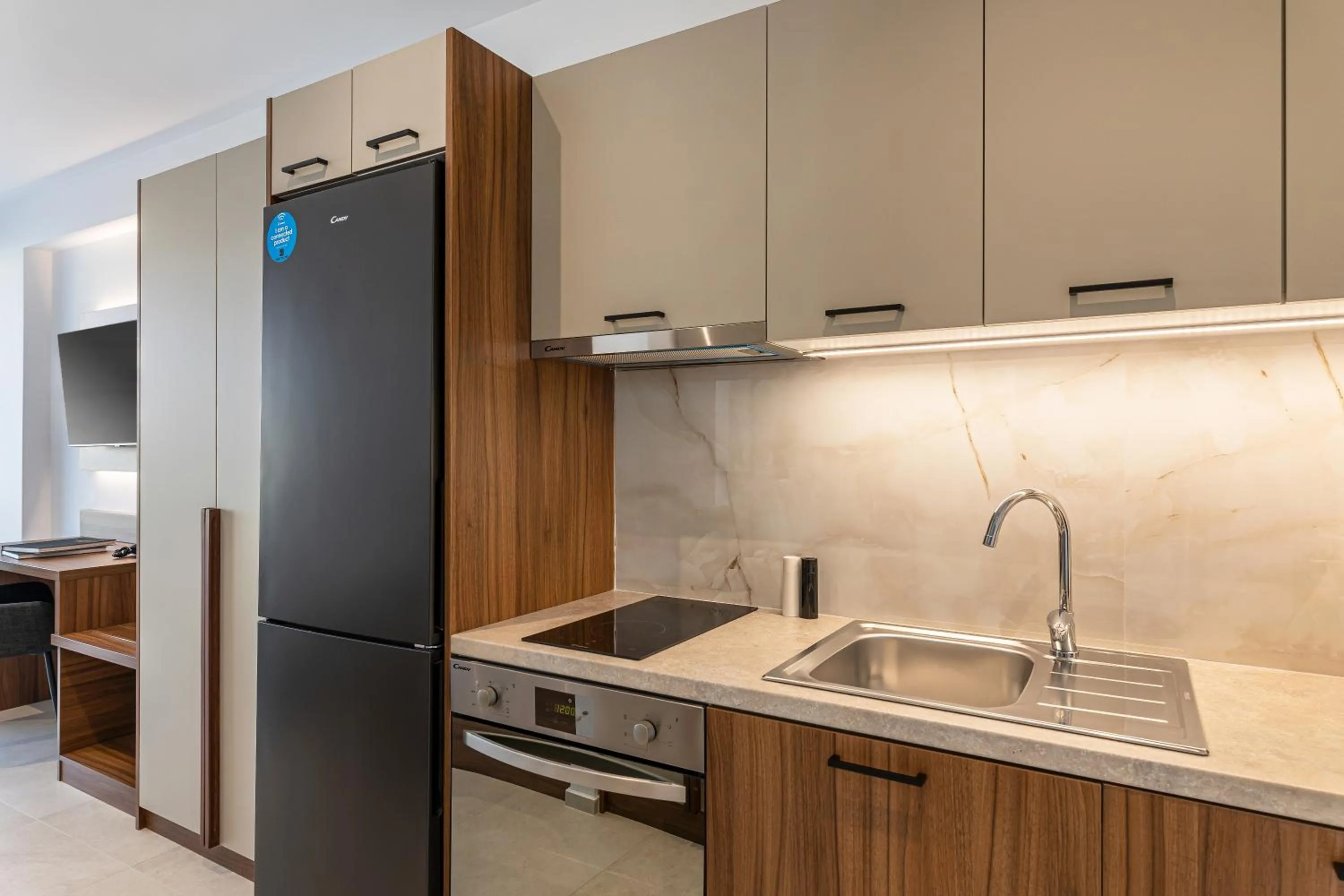 Kitchen or kitchenette in CITY HILL Luxury Apartments