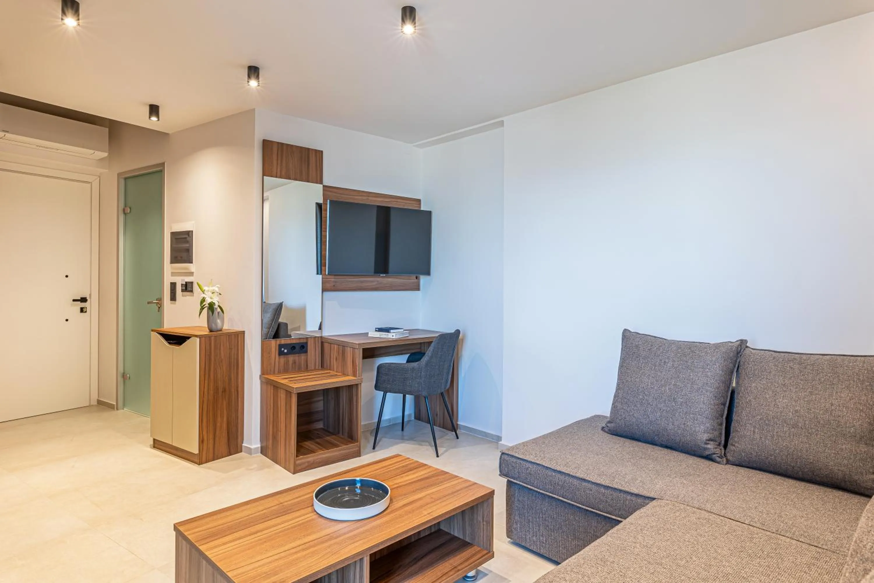 Living room in CITY HILL Luxury Apartments