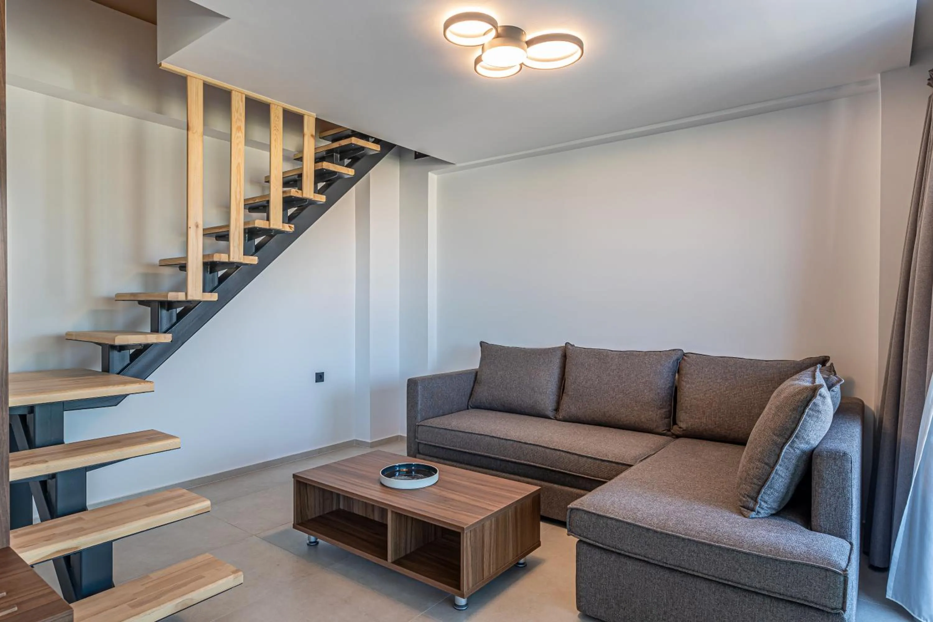 Living room in CITY HILL Luxury Apartments
