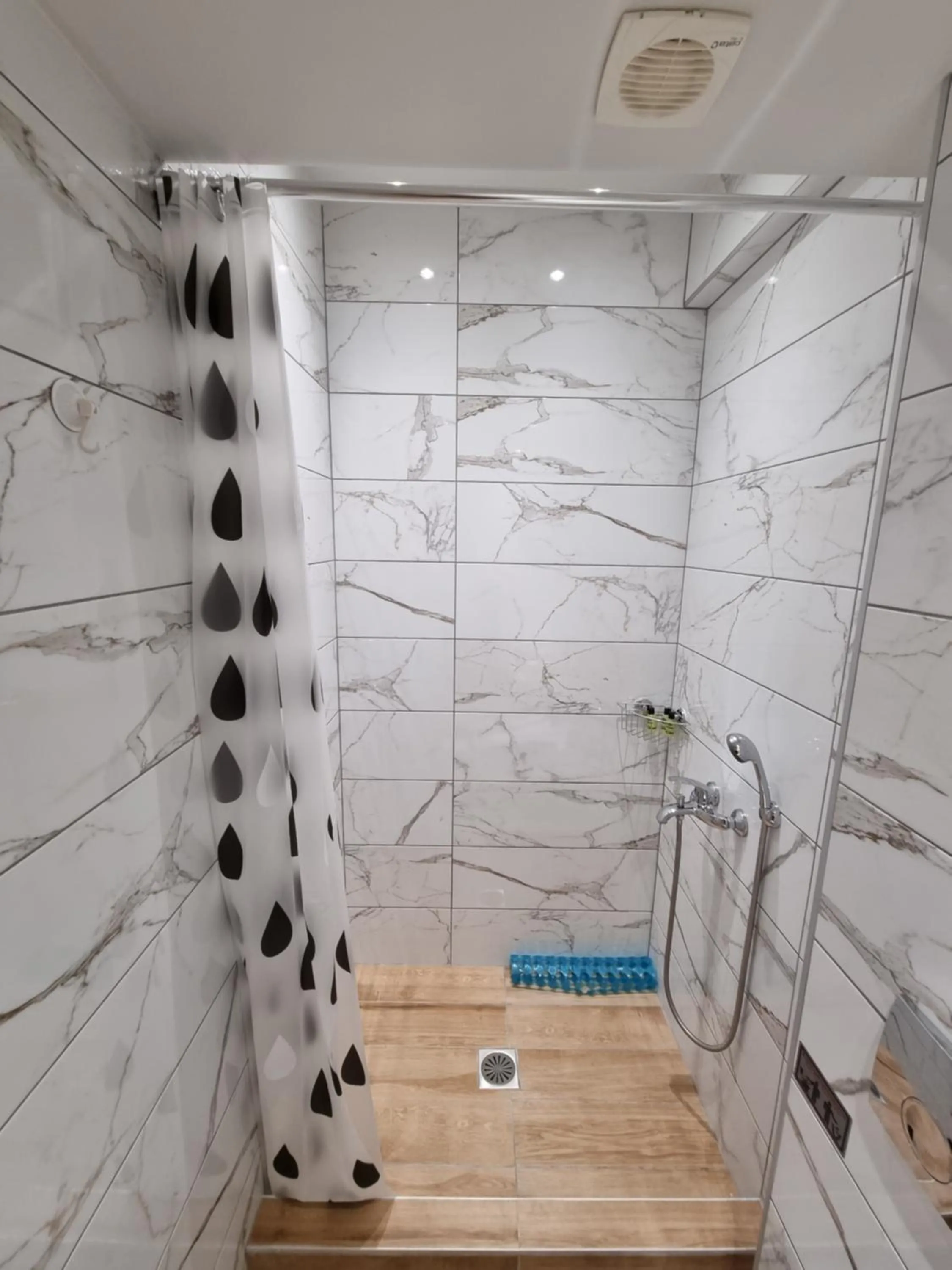 Shower in Xanthi Studio Apartments