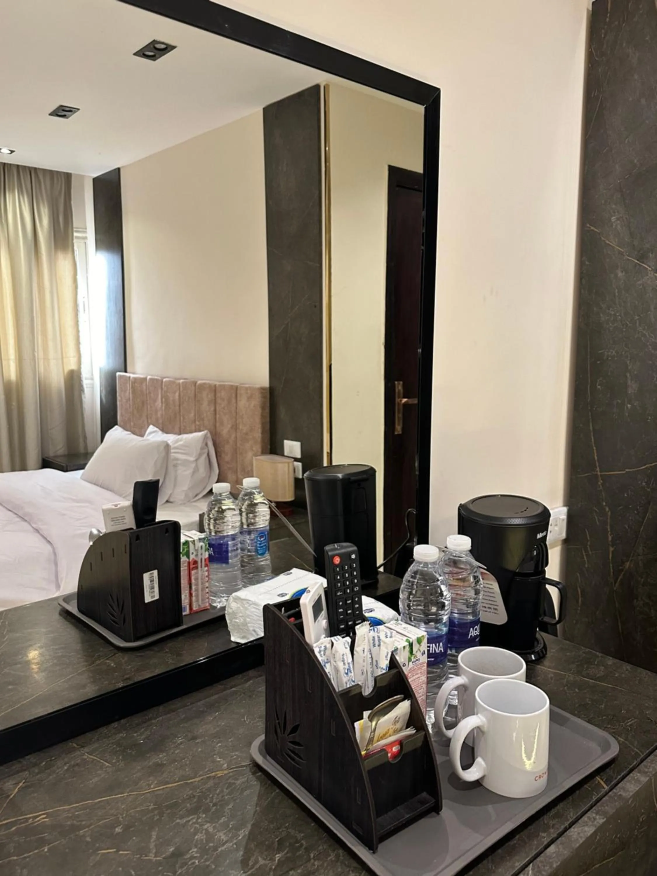 Bed in Crowne Pyramids View inn