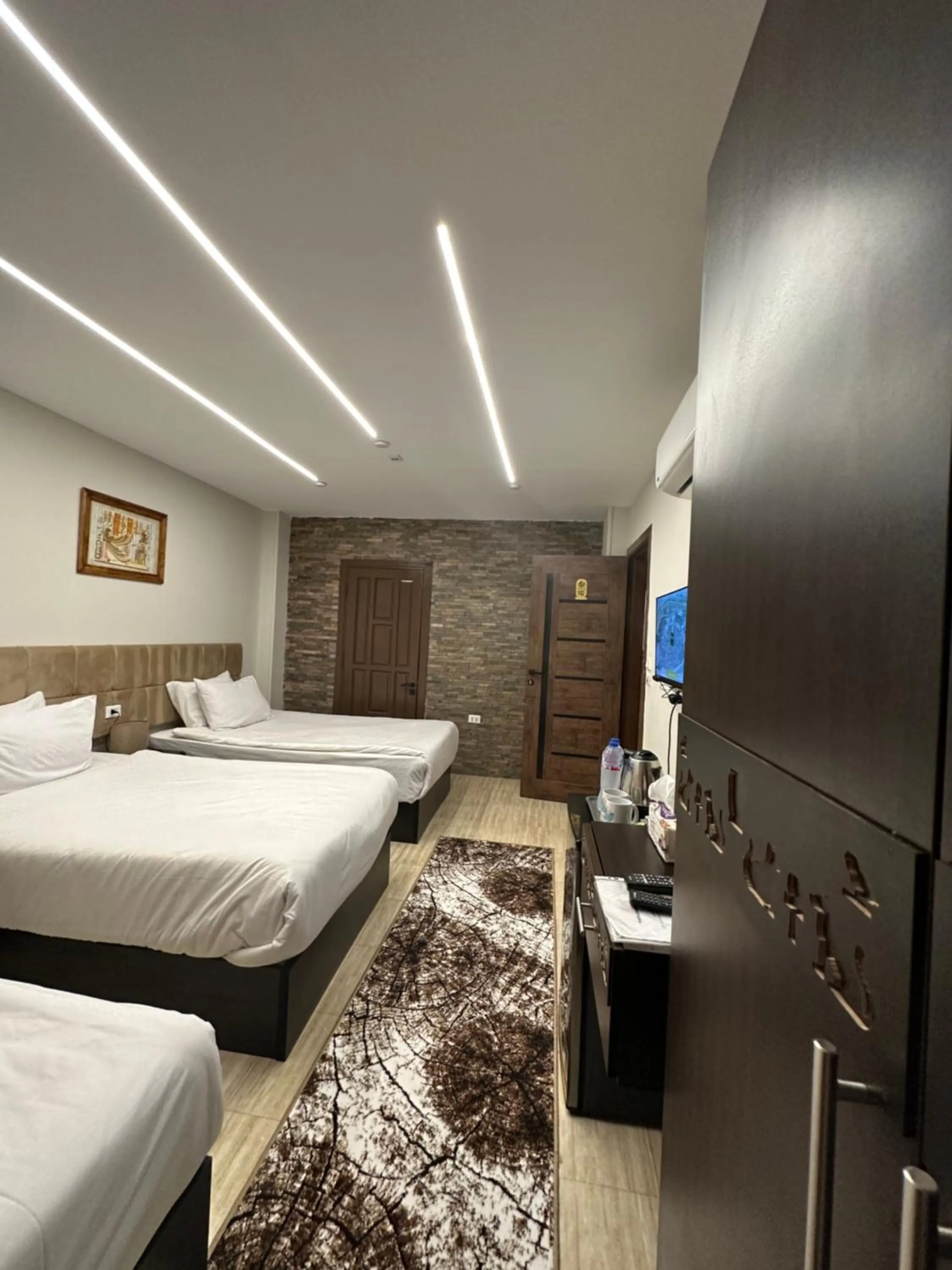 Bed in Crowne Pyramids View inn