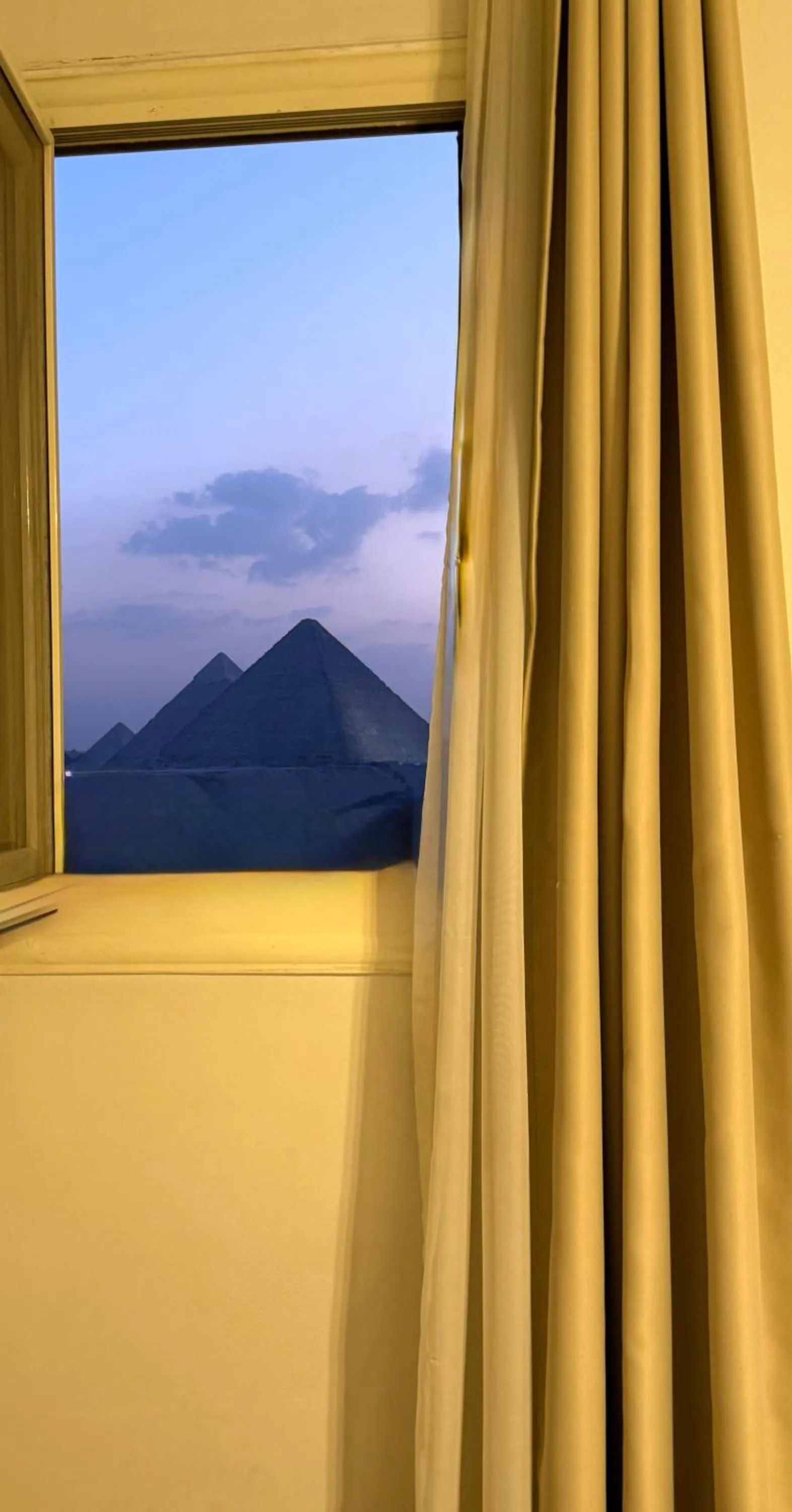 Nearby landmark in Crowne Pyramids View inn