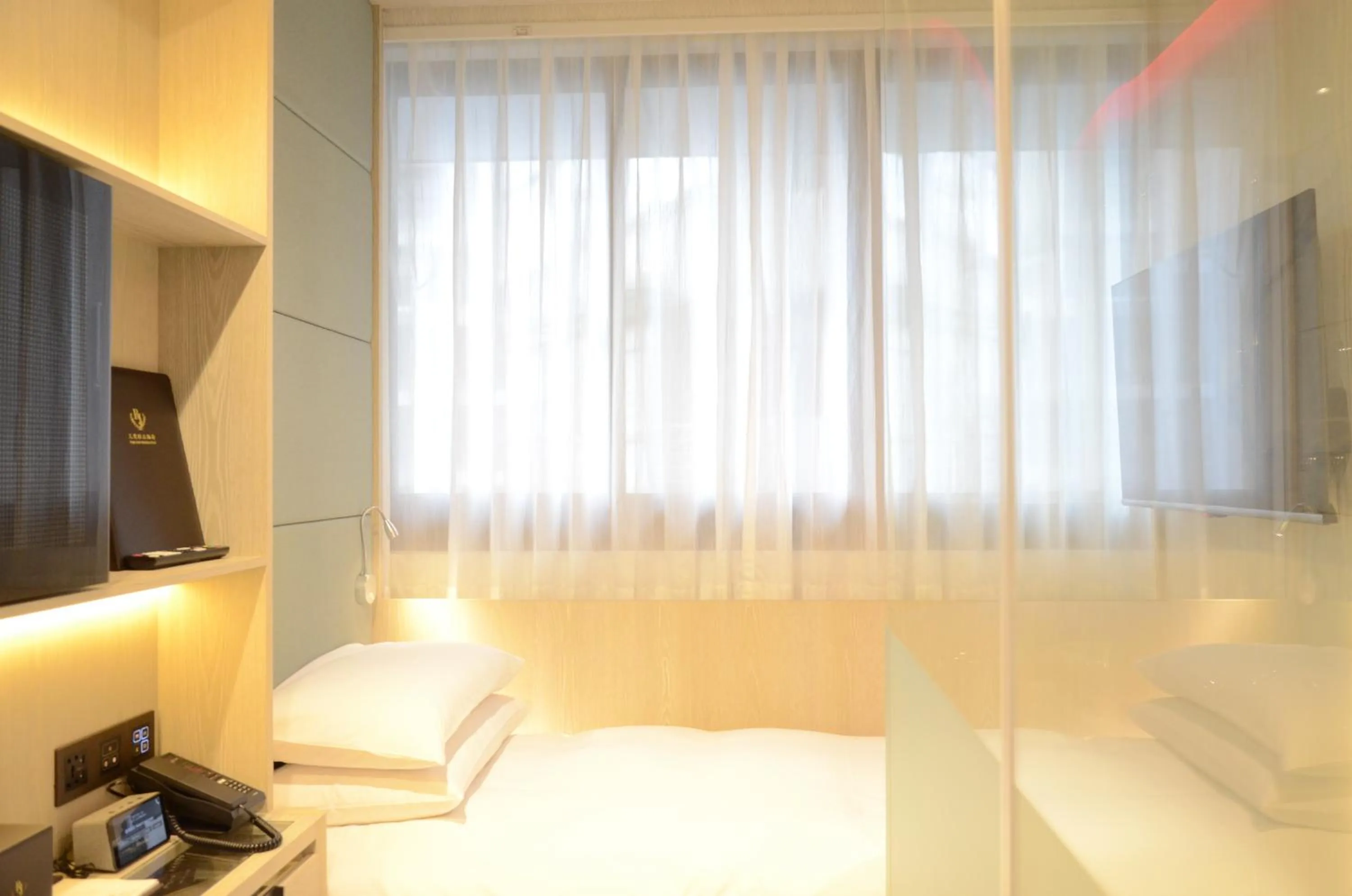 Bedroom, Bed in Royal Jade Boutique Hotel