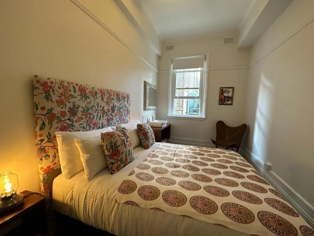 Photo of the whole room, Bed in The Resch House