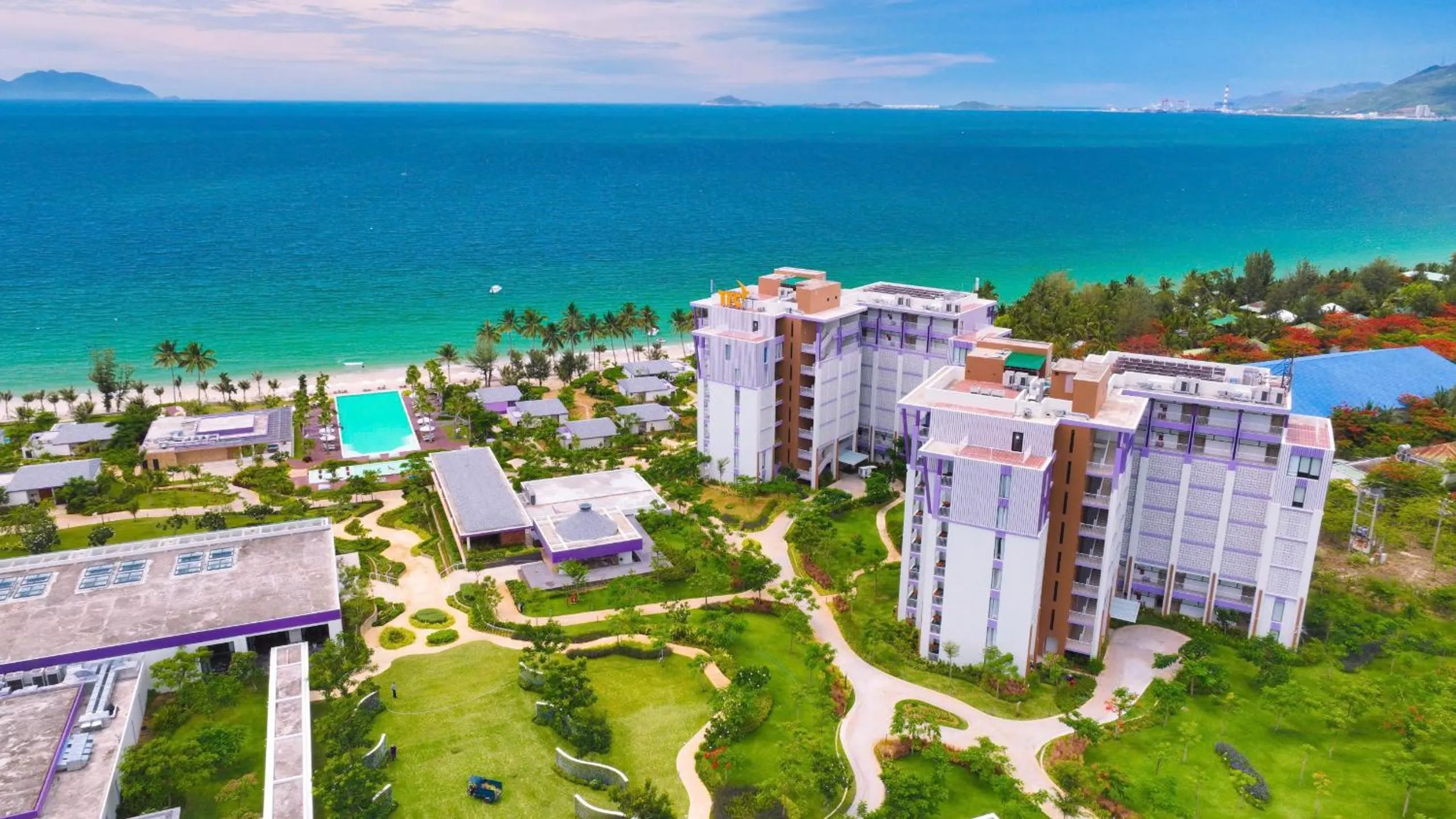 Property building in TTC Van Phong Bay Resort - Himalaya Sauna & Steam Retreat Included