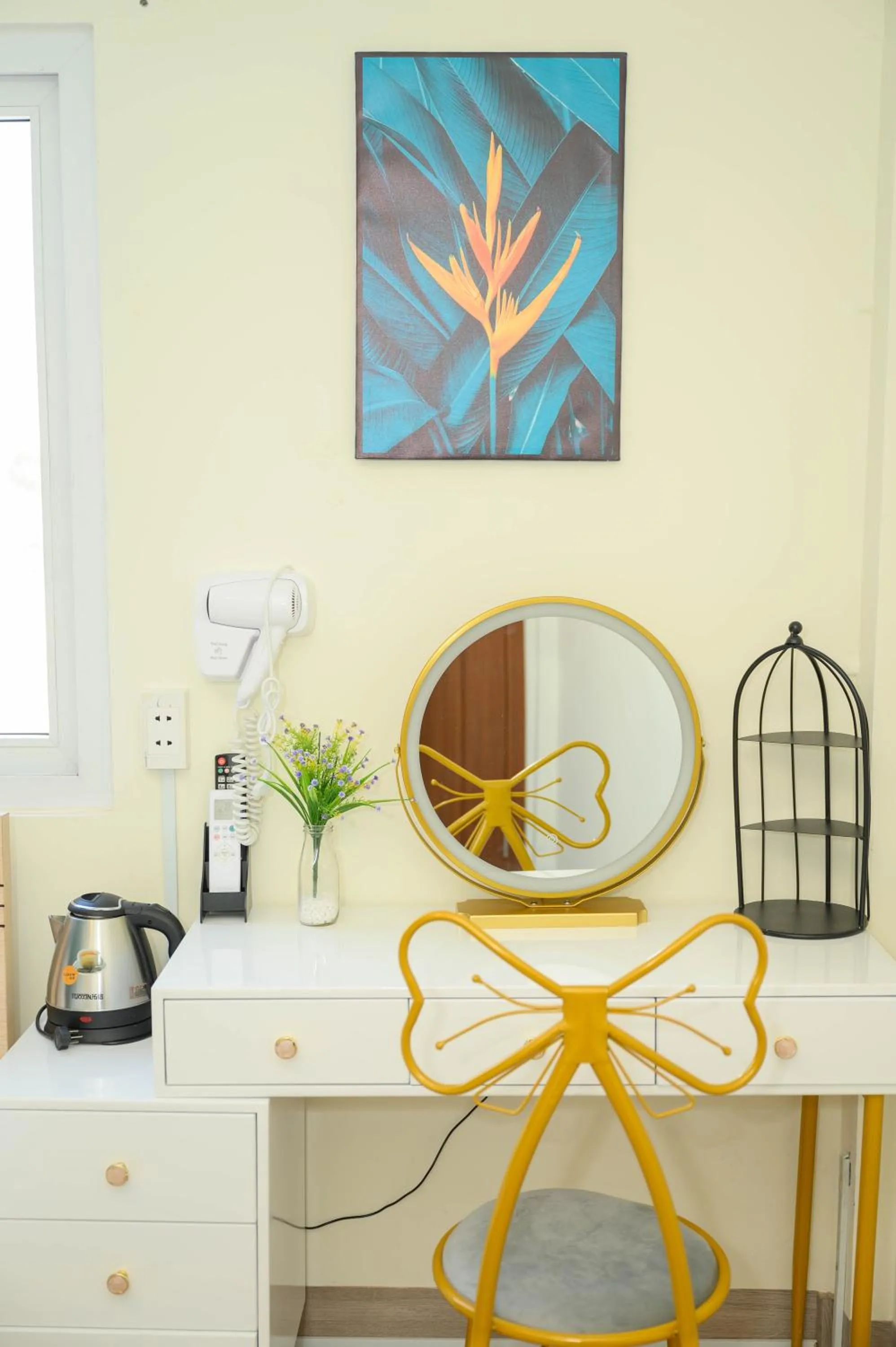 Seating area in Jasmine Hotel