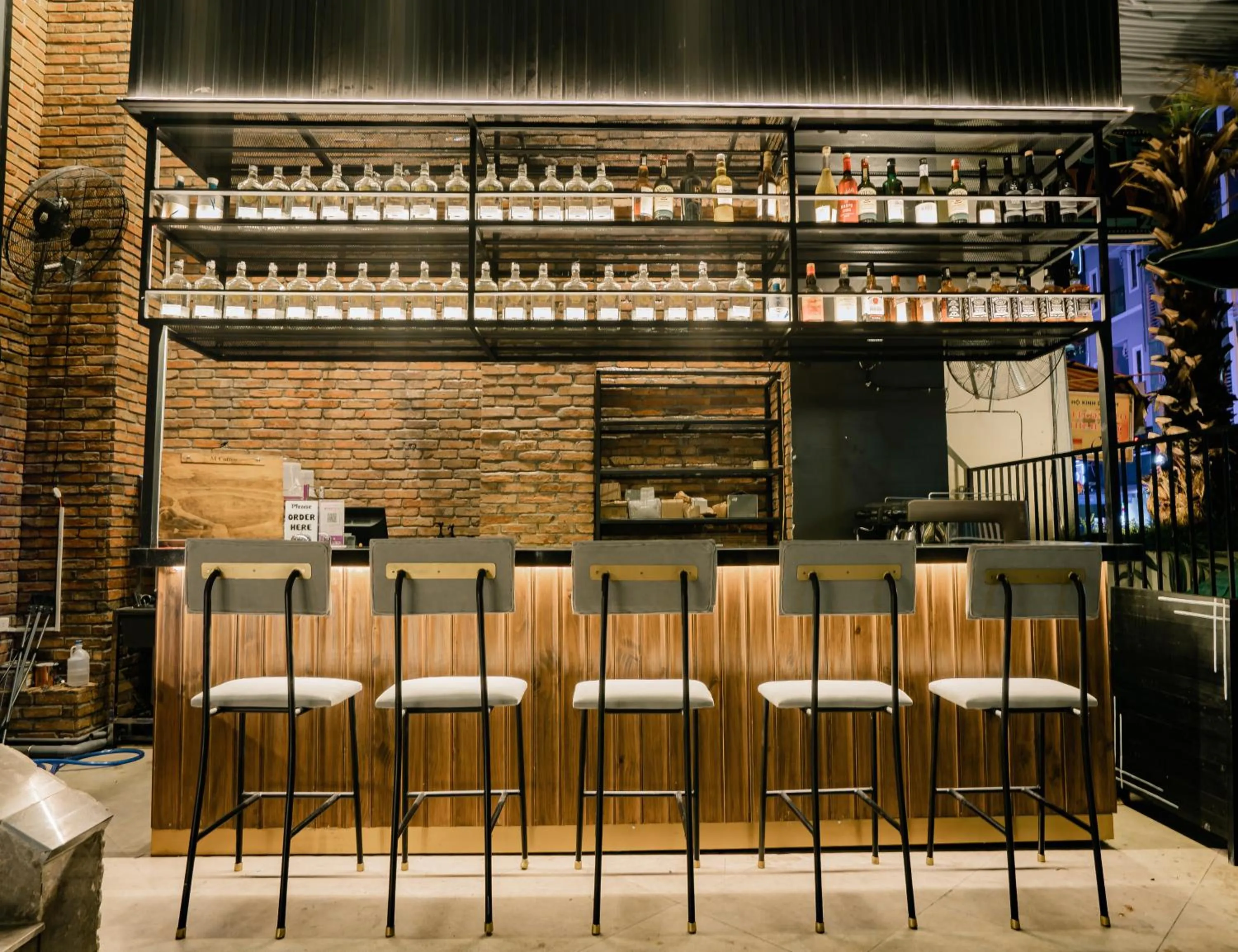 Lounge or bar in Mint Hotel Bui Vien Q1