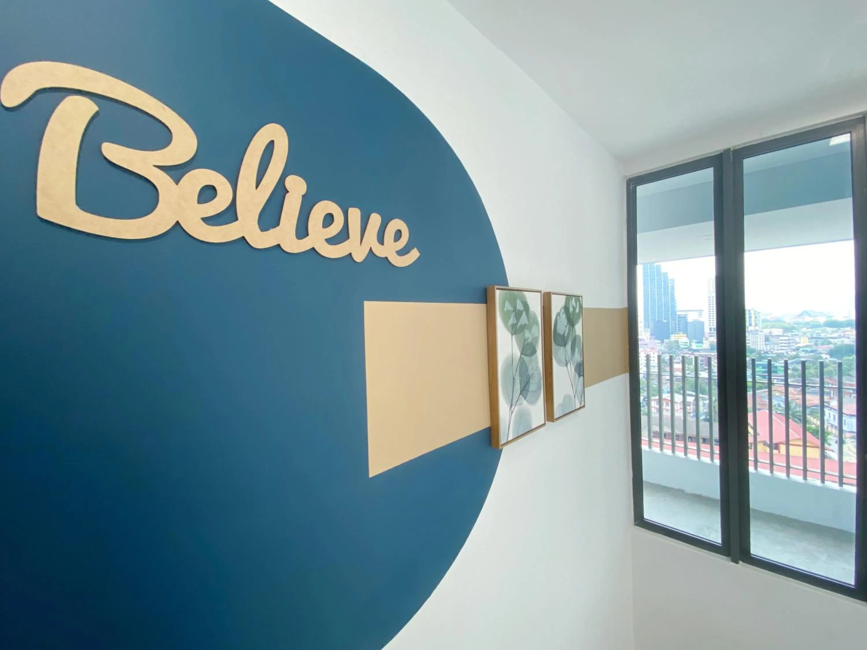 Text overlay in The Colony By Infinitum By Awesomestay