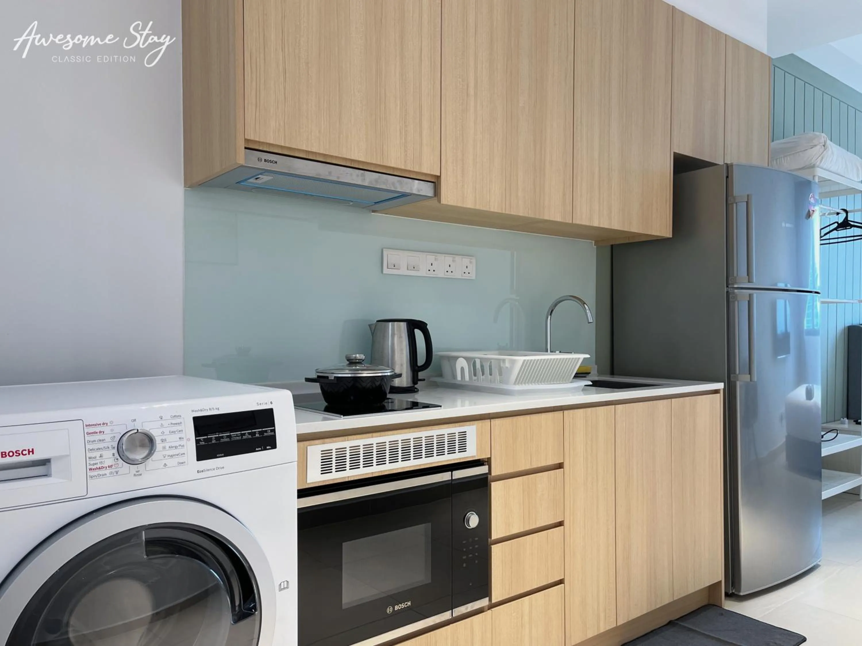 washing machine in The Colony By Infinitum By Awesomestay