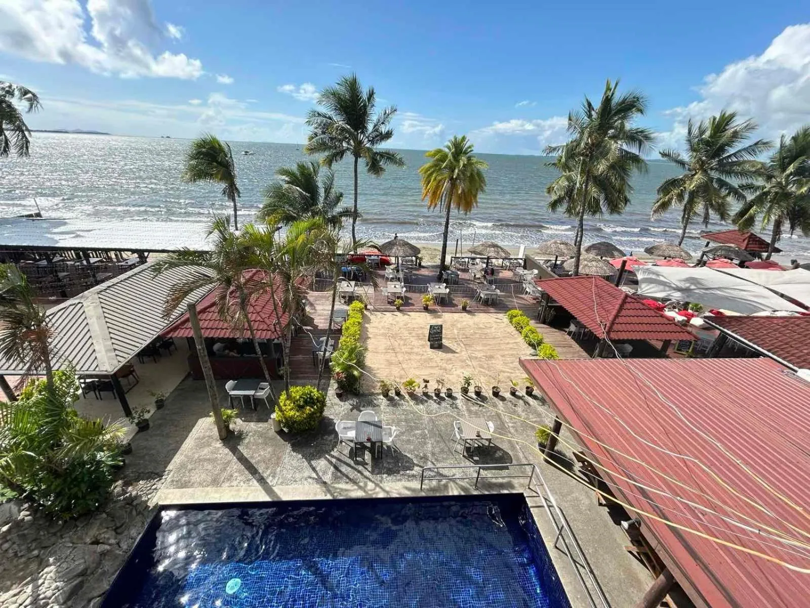 Balcony/Terrace in Smugglers Cove Beach Resort & Hotel