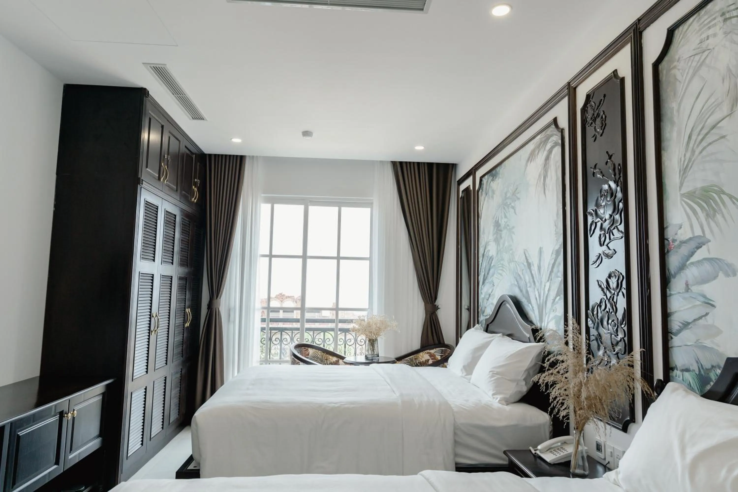 Bed in Royal Hotel Phu Quoc