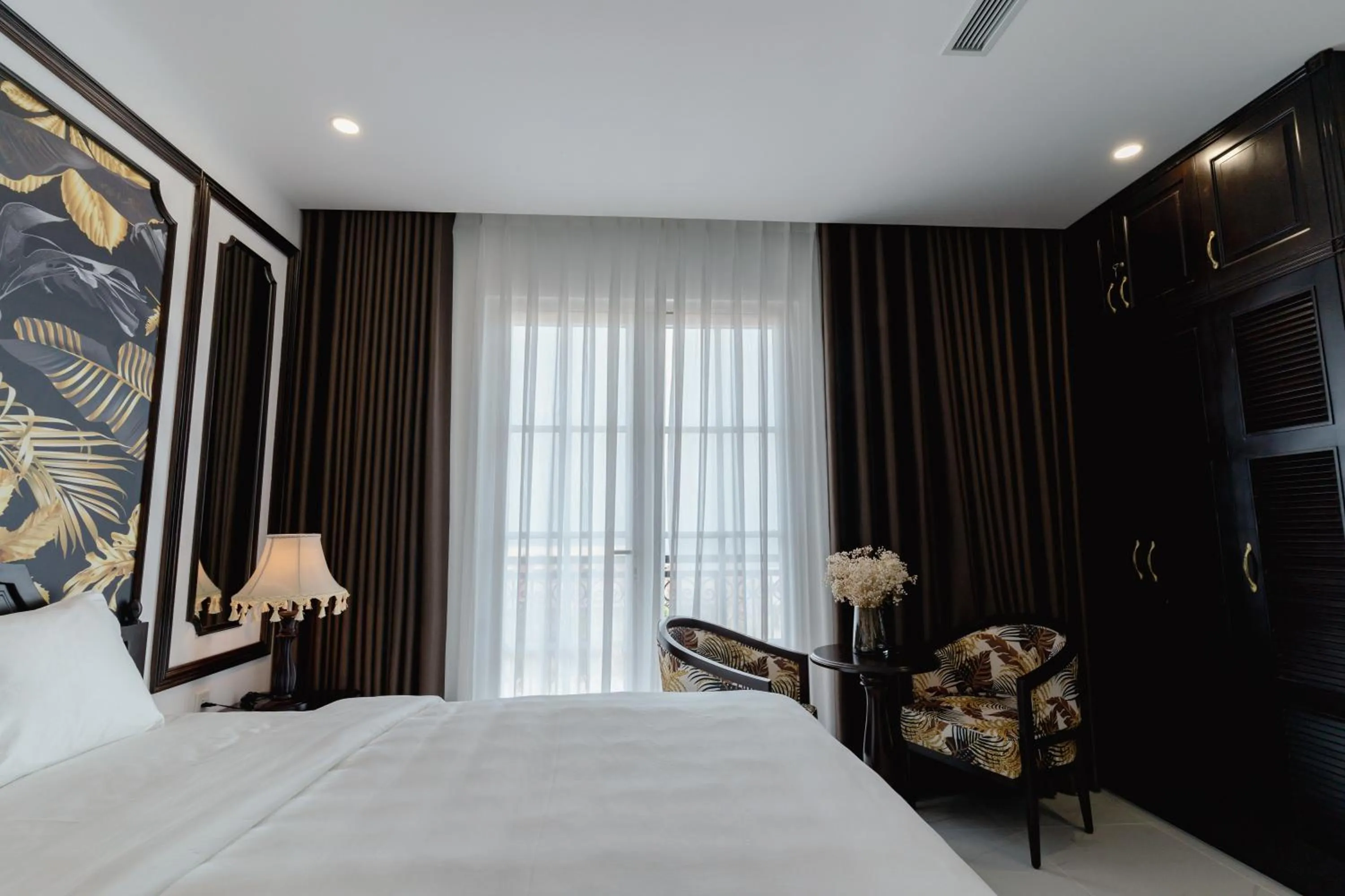 Bedroom, Bed in Royal Hotel Phu Quoc